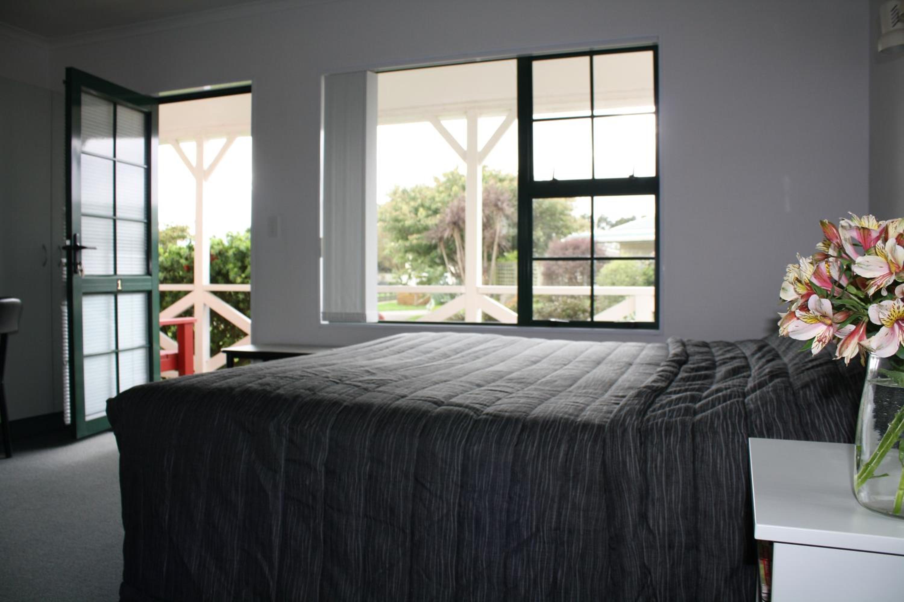 King Room with Spa Bath