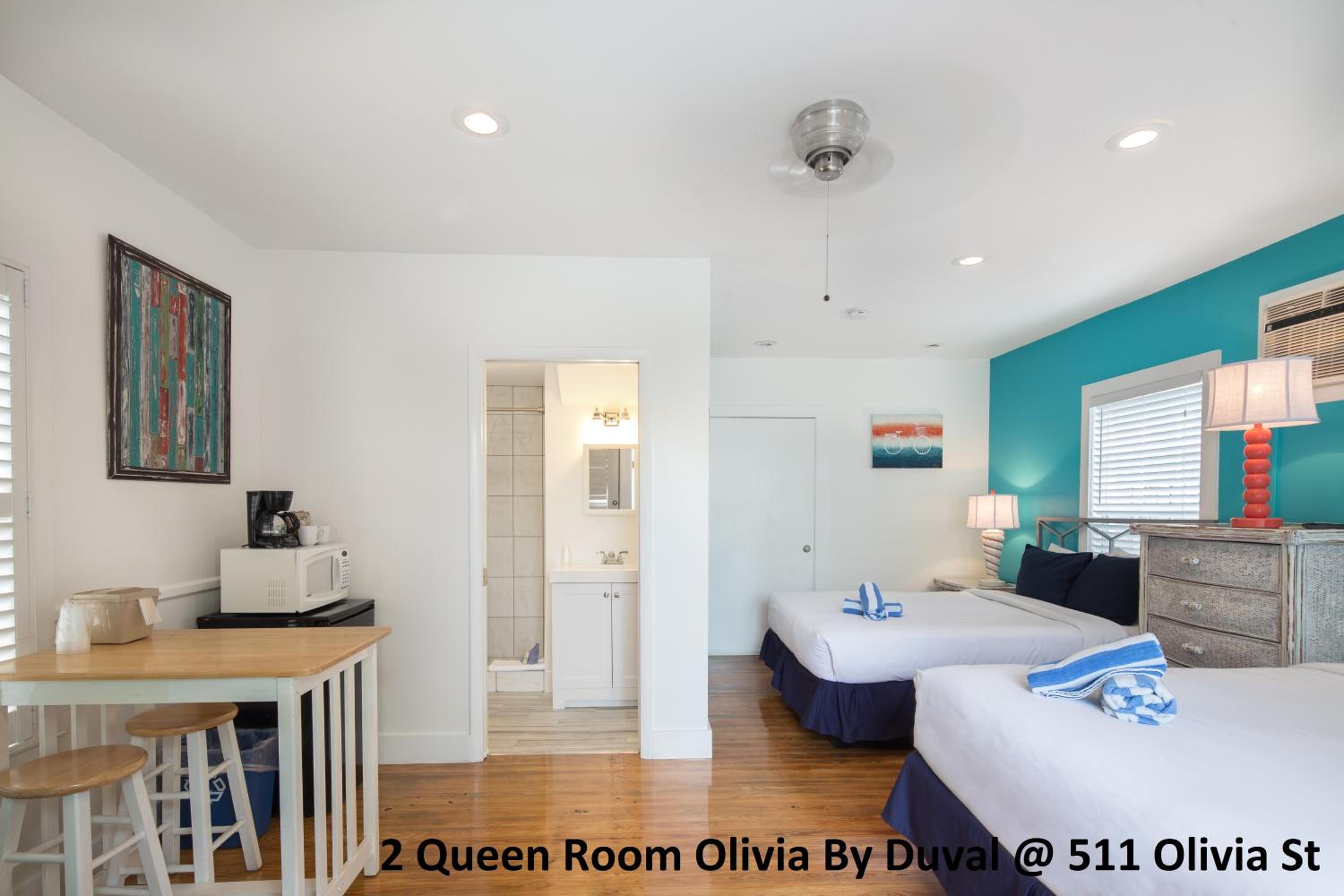 Queen Room With Two Queen Beds (Olivia House)