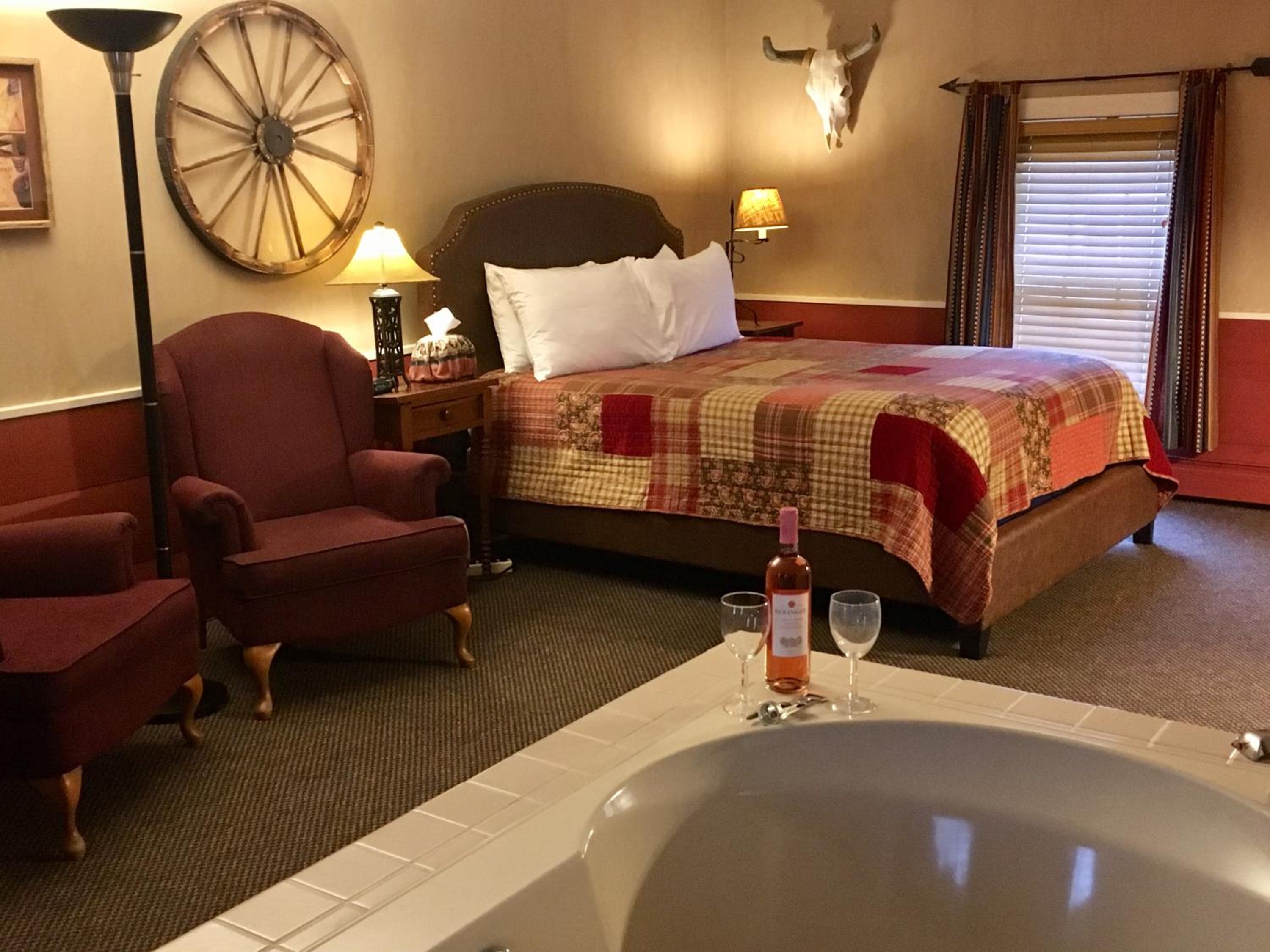 Queen Room with Spa Bath - George's Room photo 1