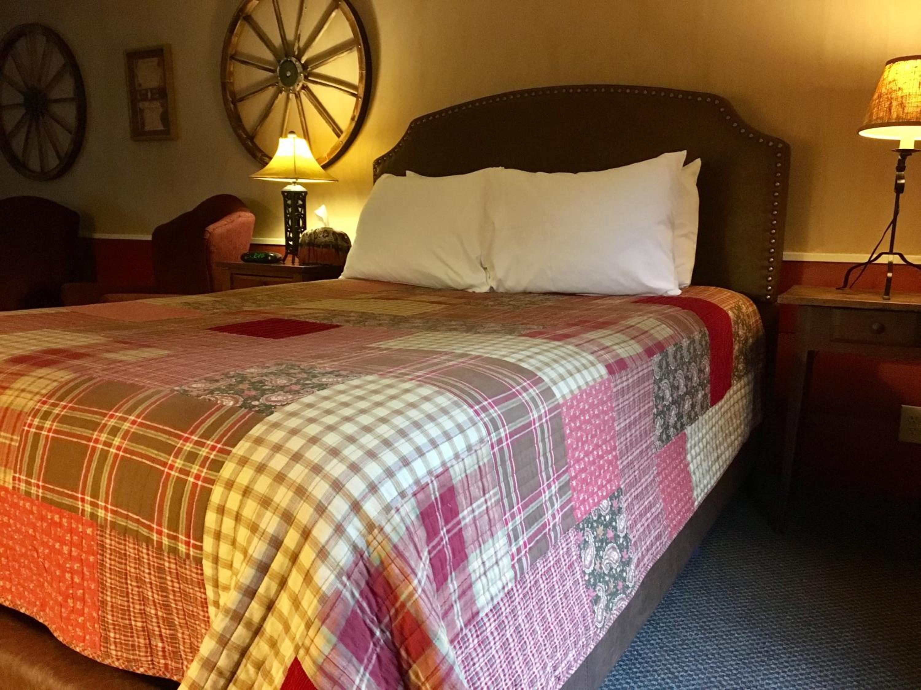 Queen Room with Spa Bath - George's Room photo 3