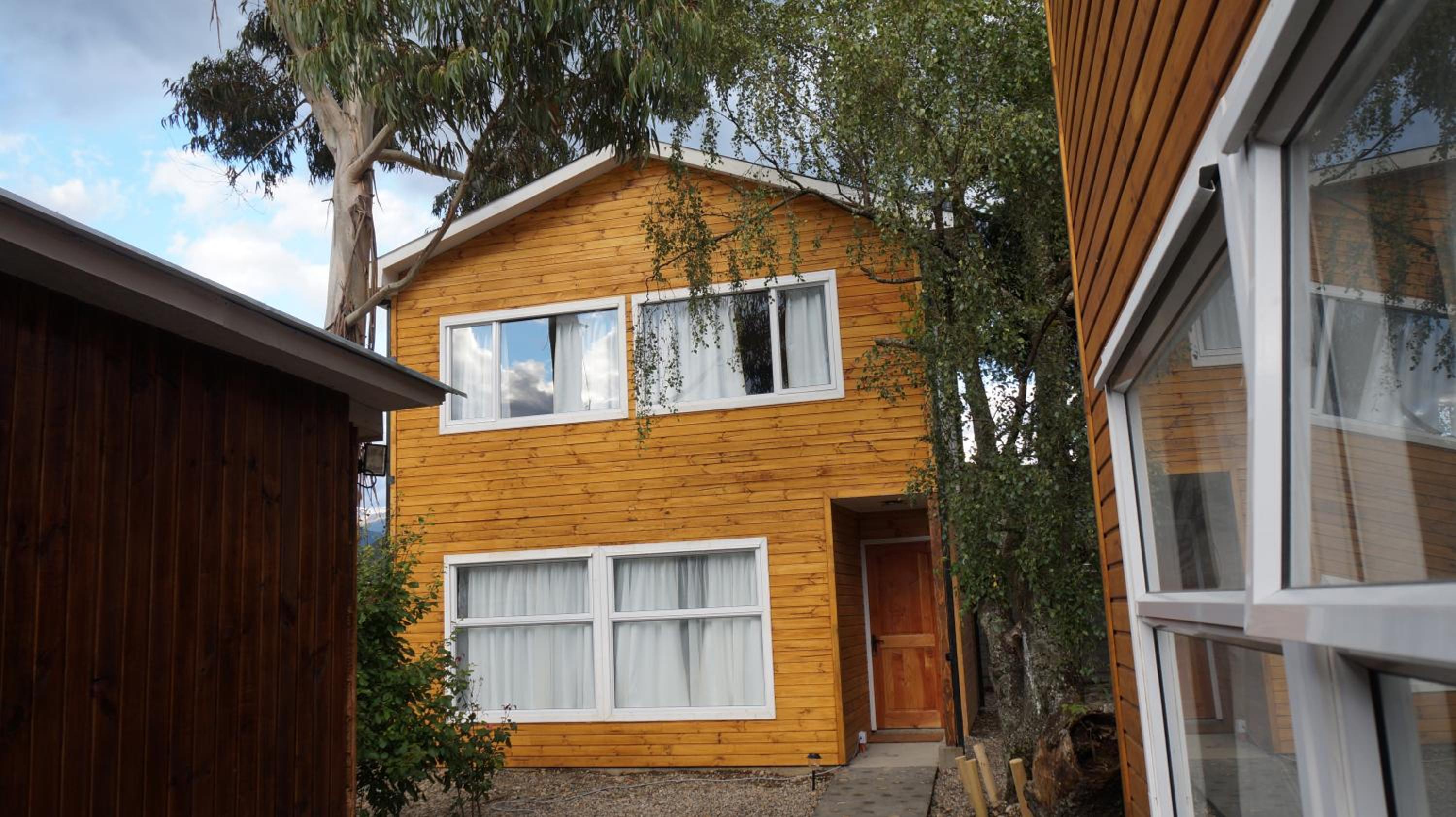 Two-Bedroom House photo 2