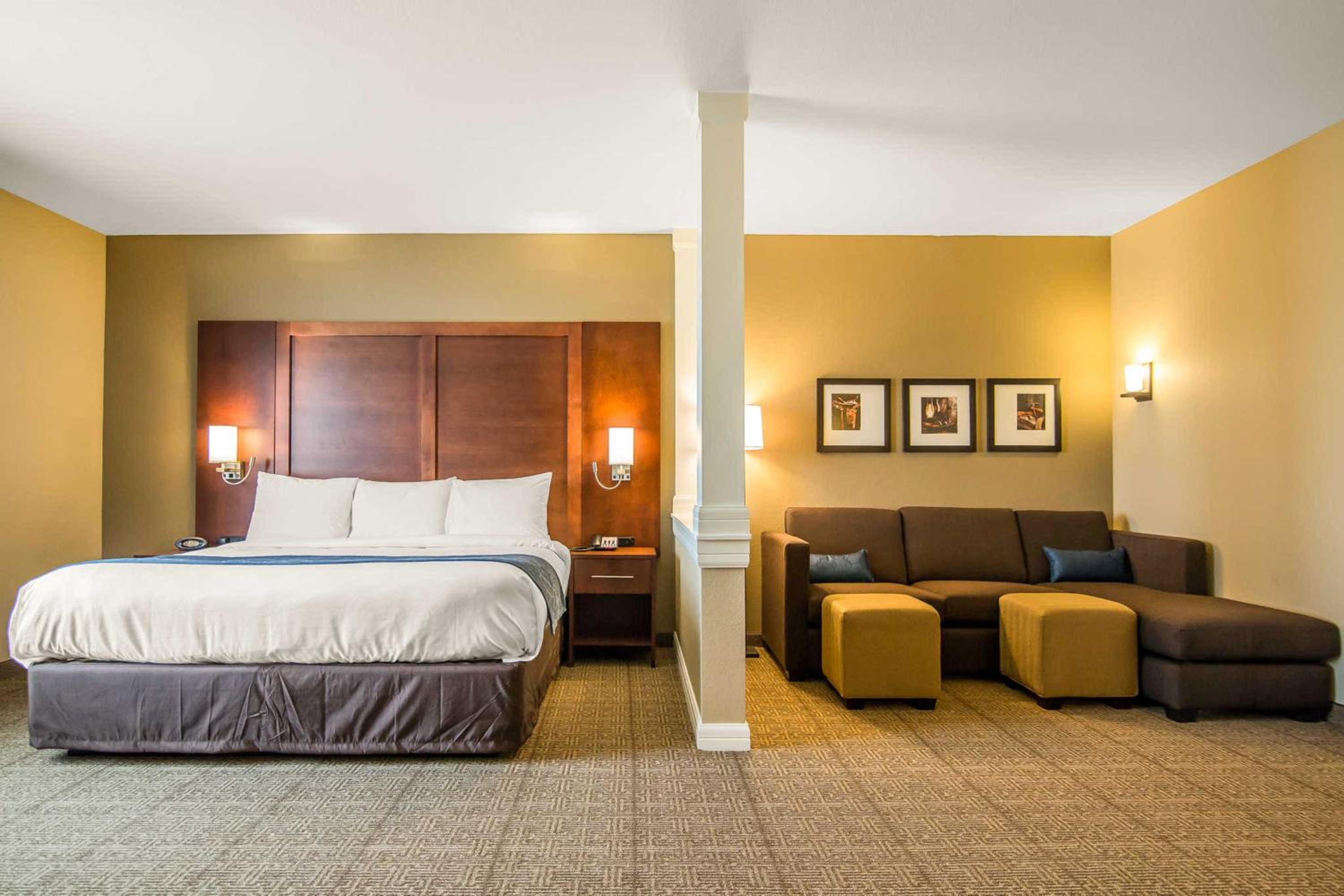 King Suite with Spa Bath