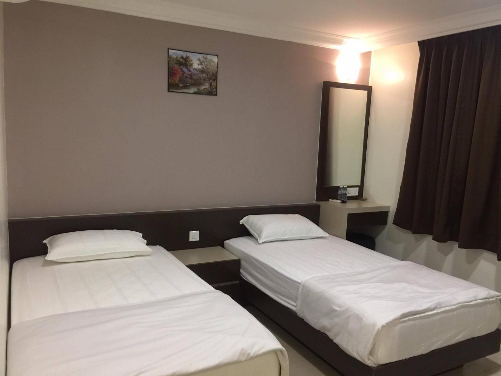 Standard Twin Room photo 3