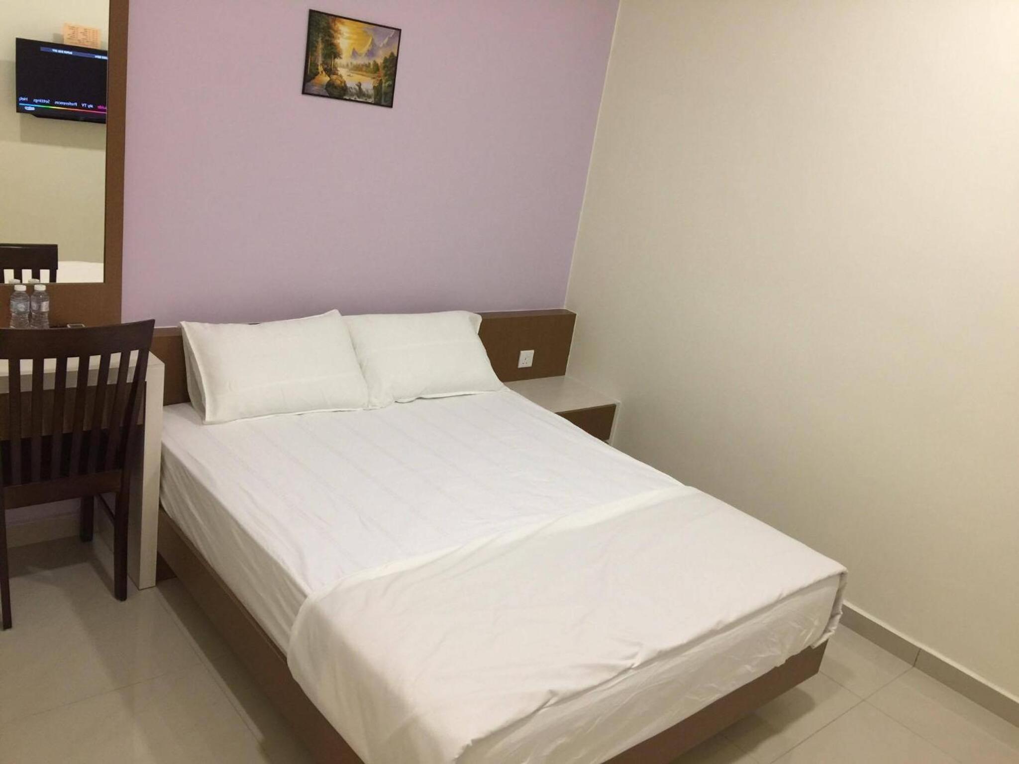 Deluxe Queen Room photo 2