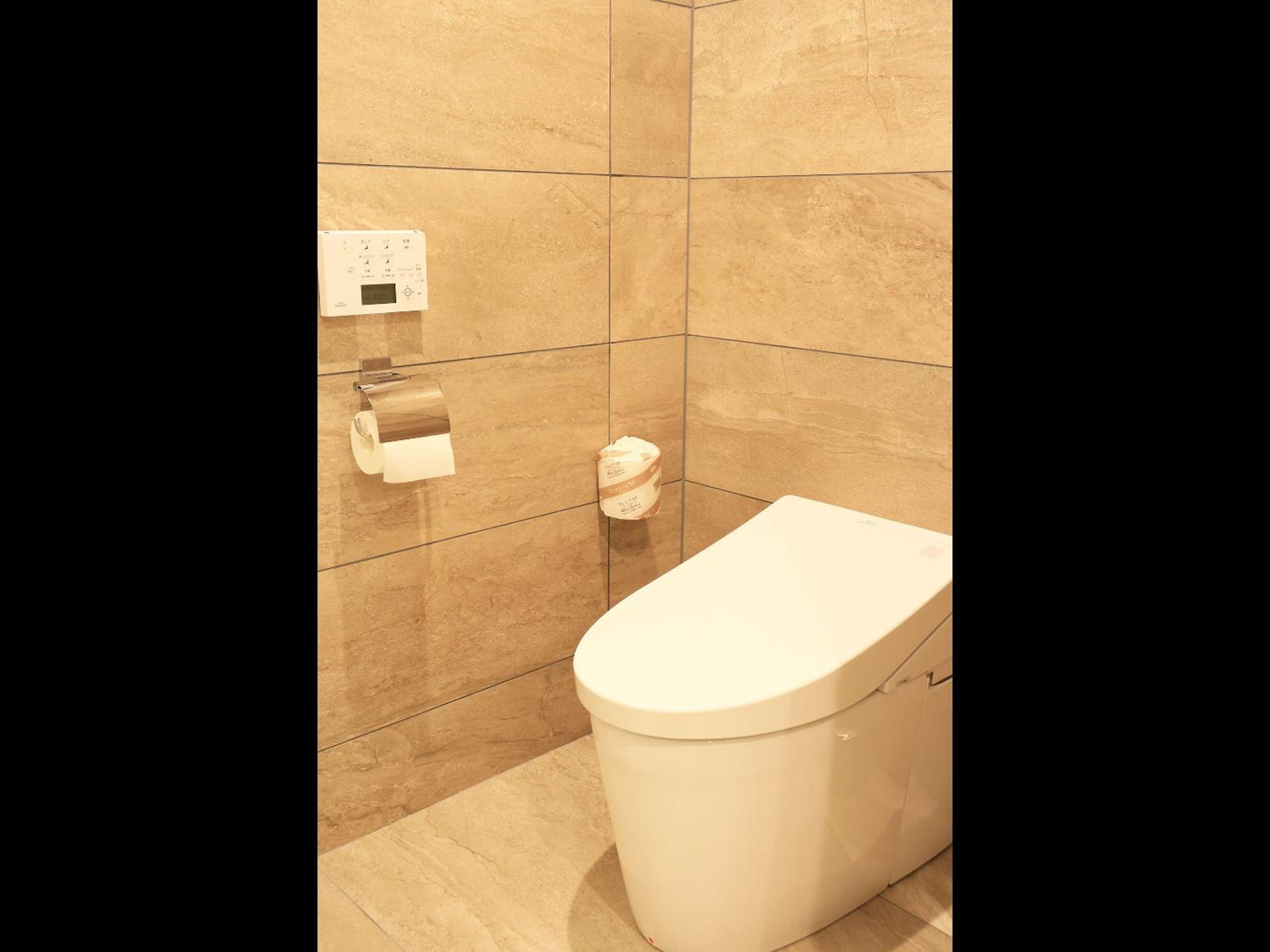 Premium Hollywood Twin Room - Non-Smoking photo 3