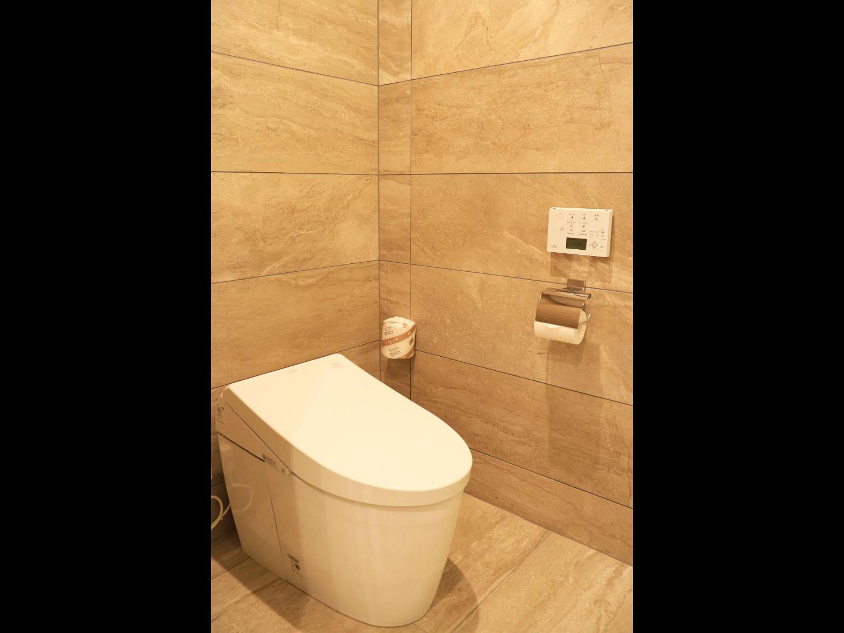 Premier Twin Room - Non-Smoking photo 3