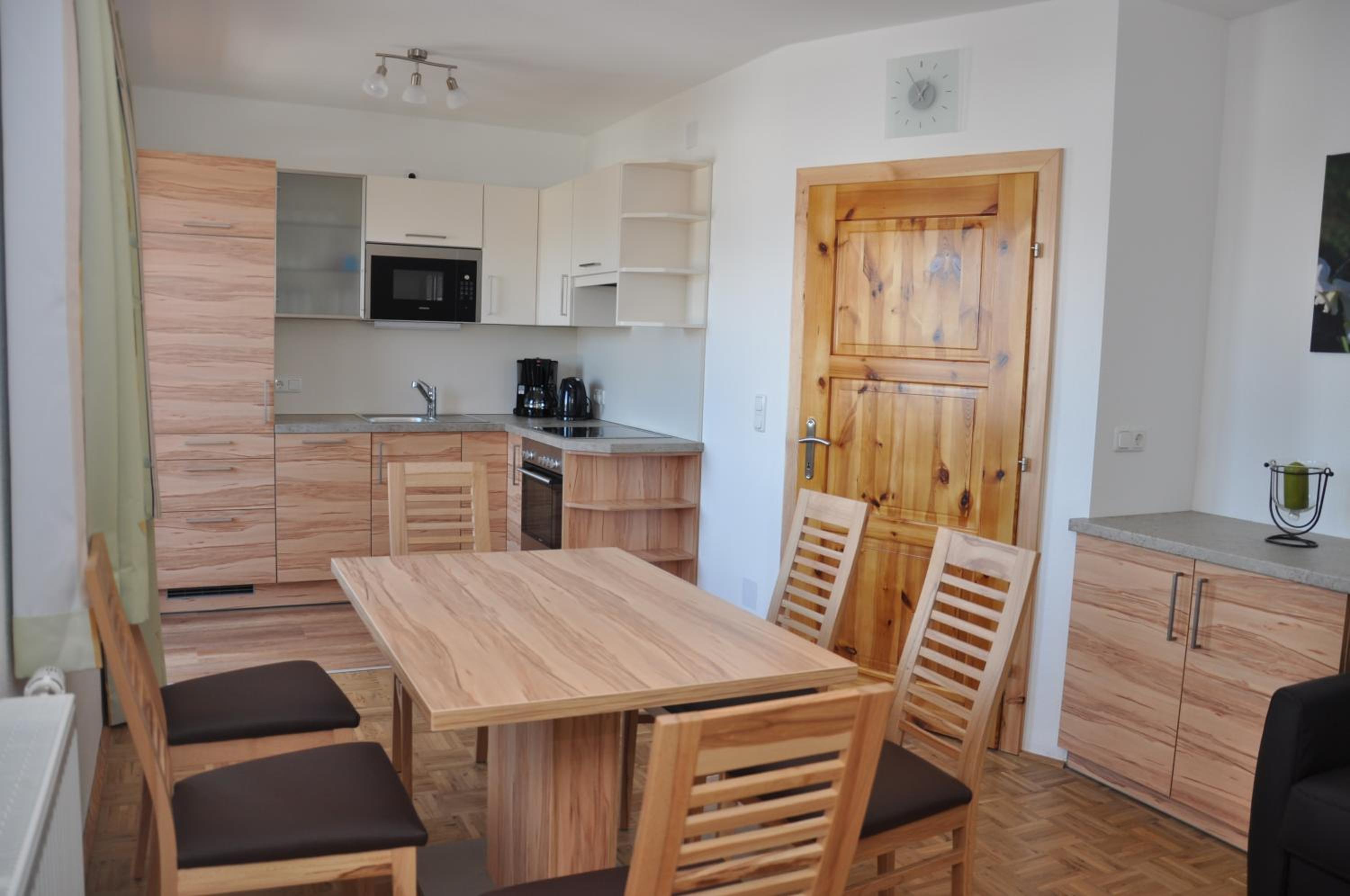 Two-Bedroom Apartment with Balcony photo 2