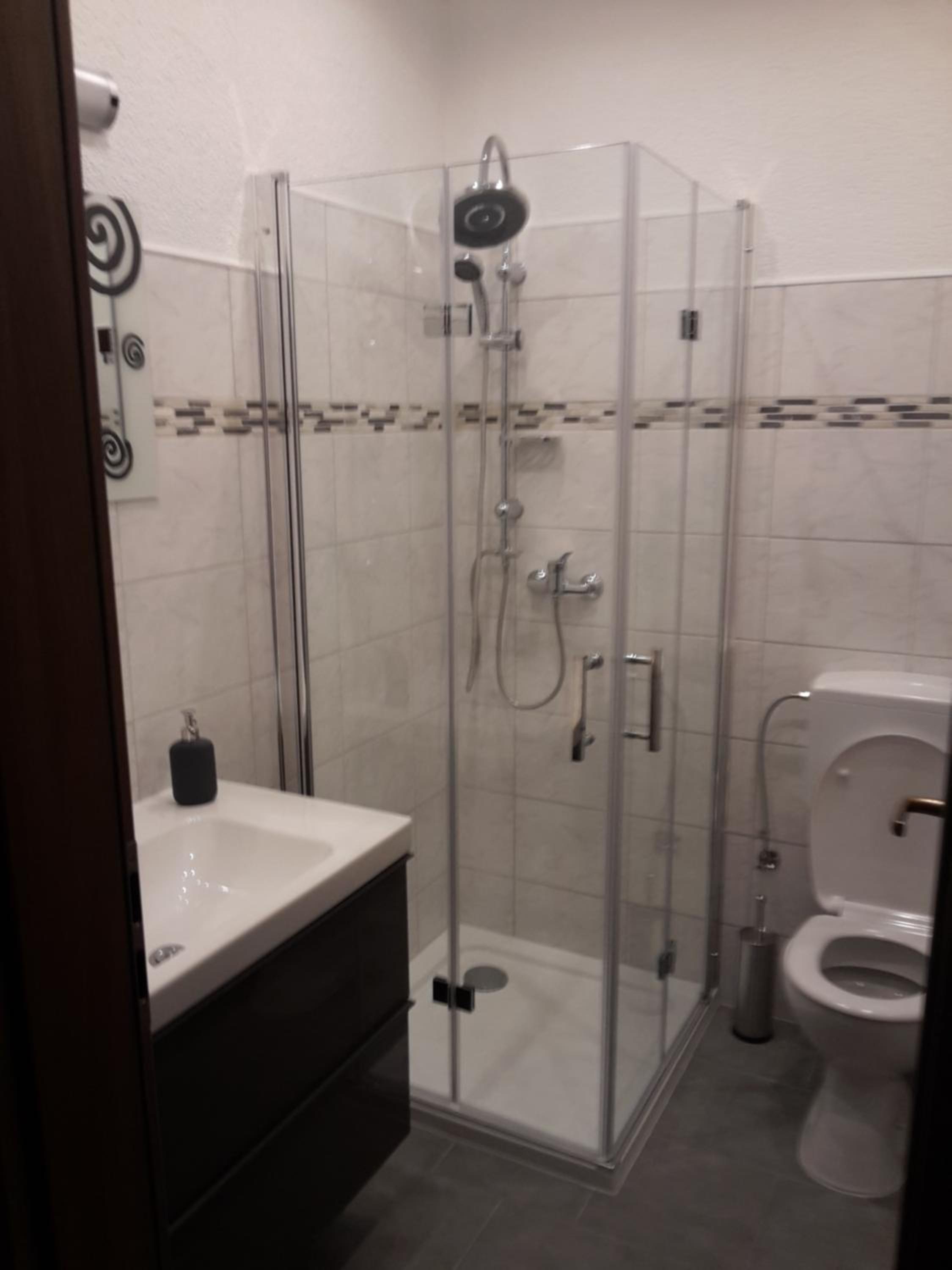 Einzelzimmer mit Dusche photo 3