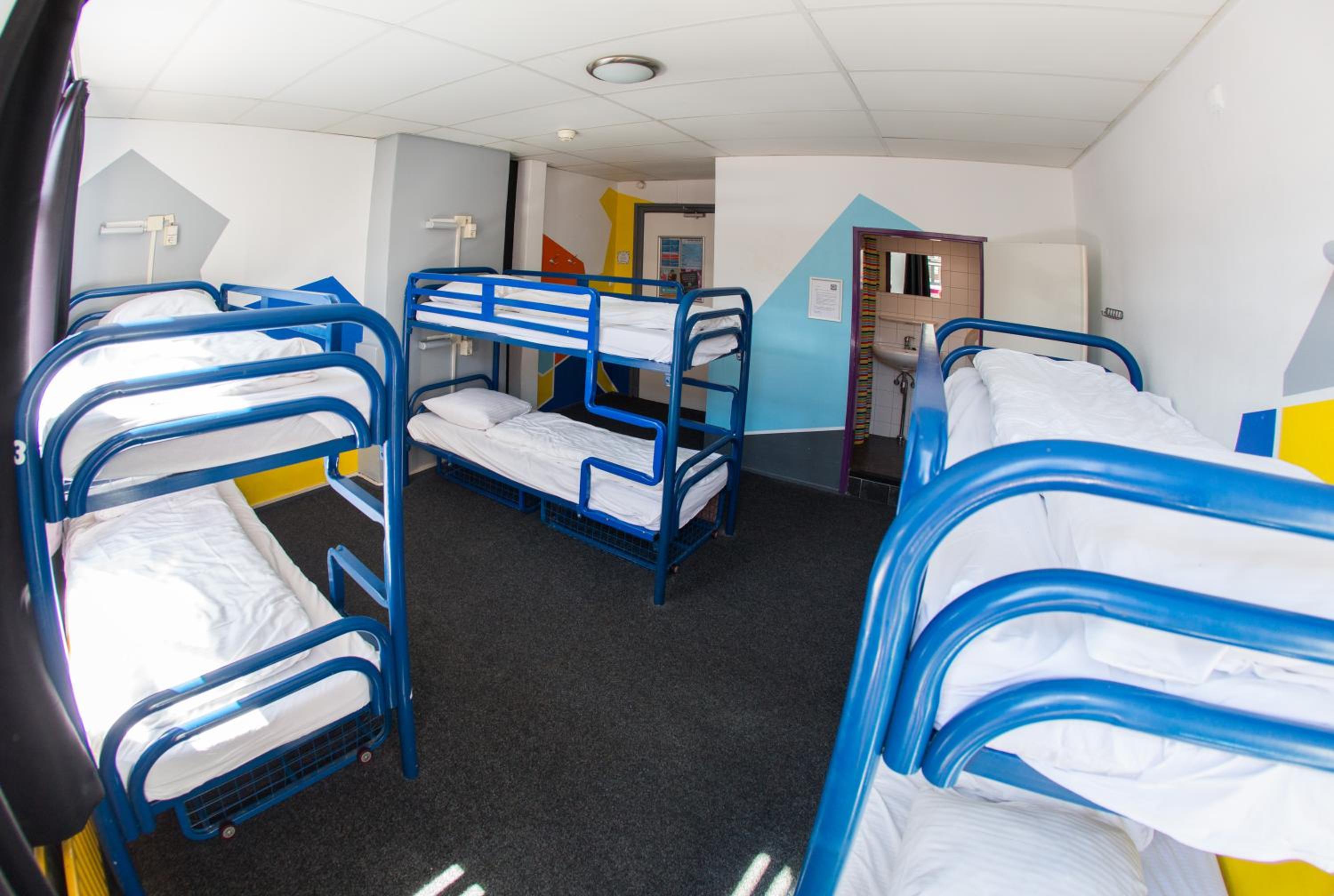 Private Mixed Dormitory Room (6 Adults) photo 1