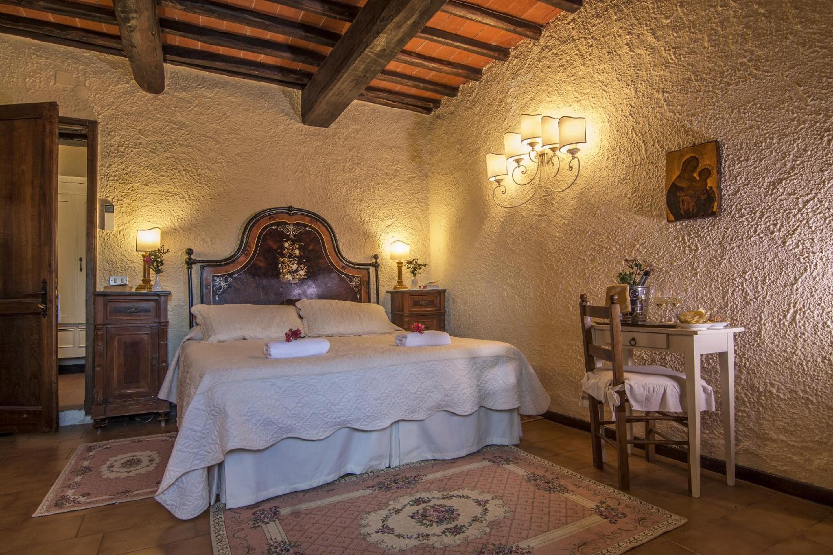 Superior Double Room - Photo 2