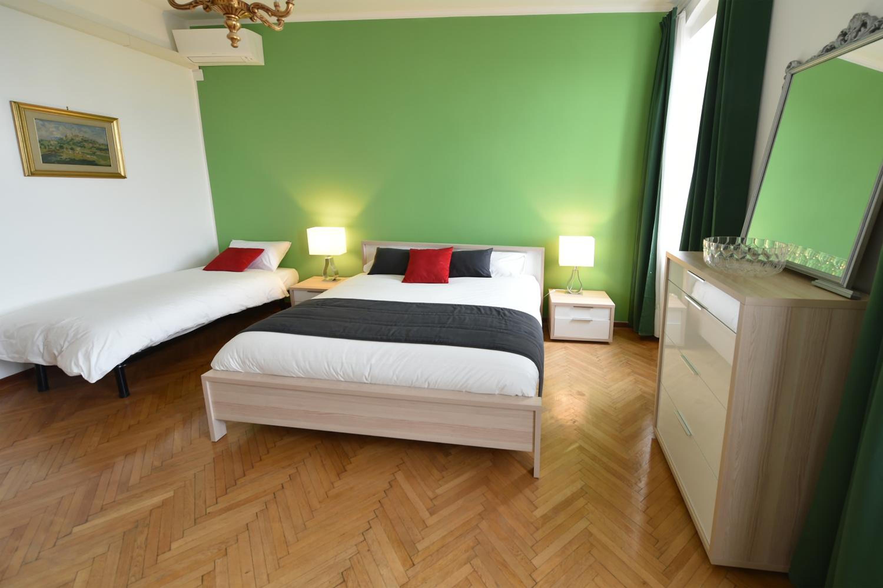 Triple Room with Private External Bathroom photo 1