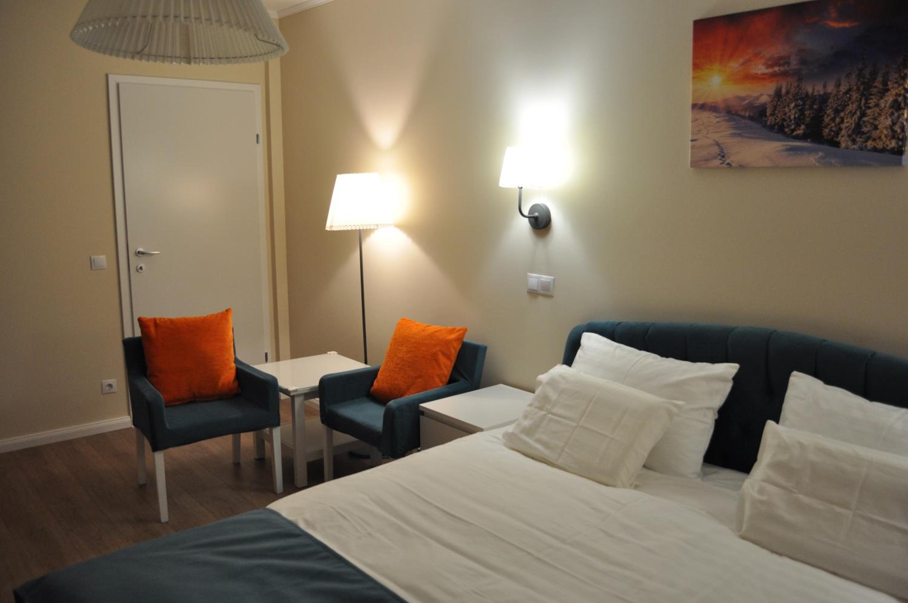 Suite with Spa Access photo 1