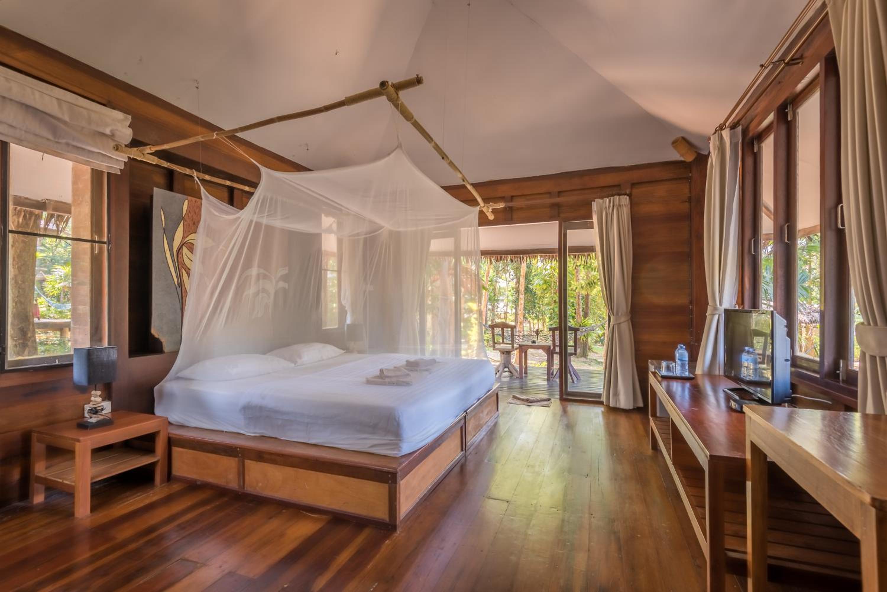 Bungalow Superior con Aria Condizionata e Vista Giardino