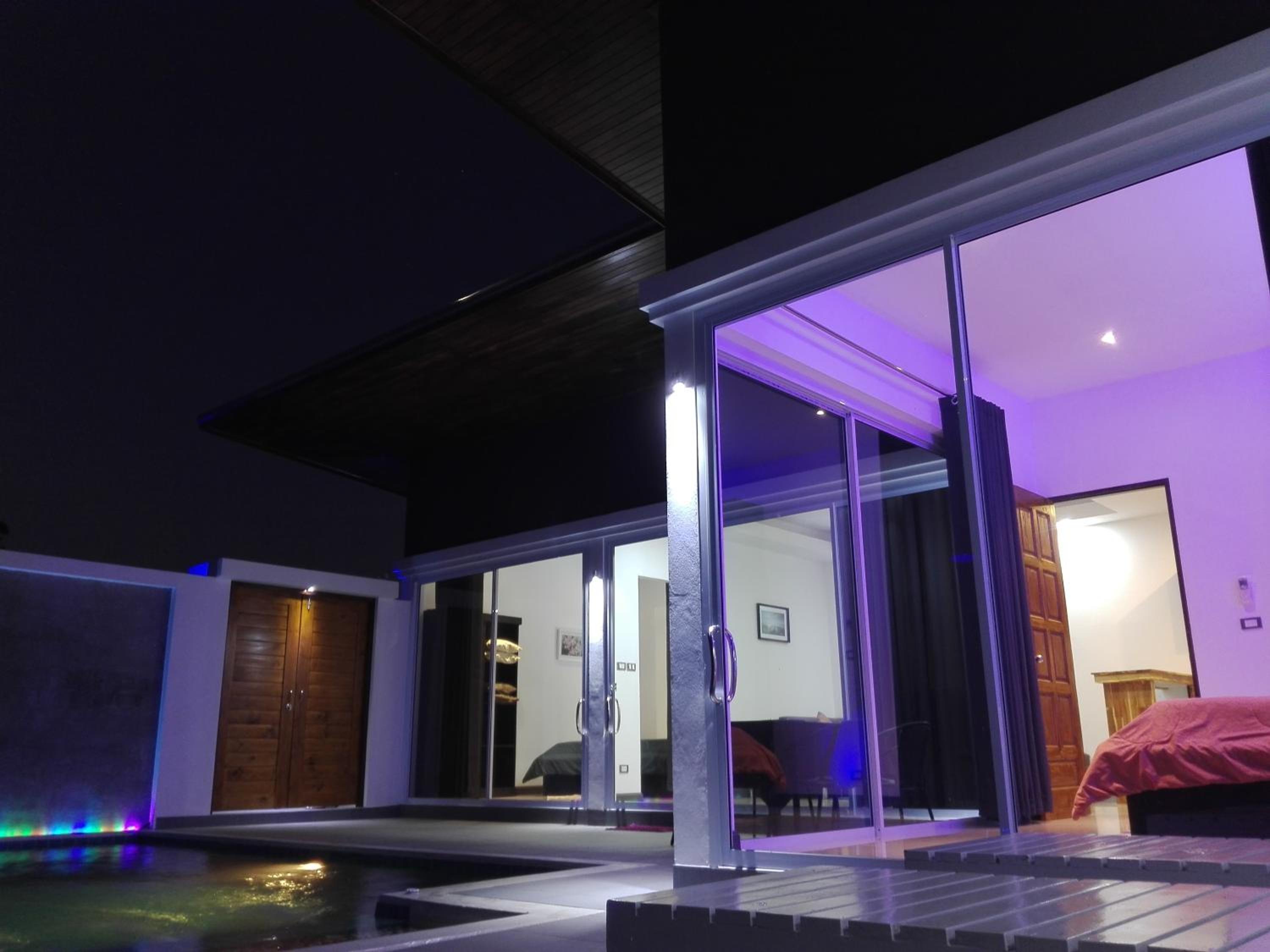 Superior Villa photo 2