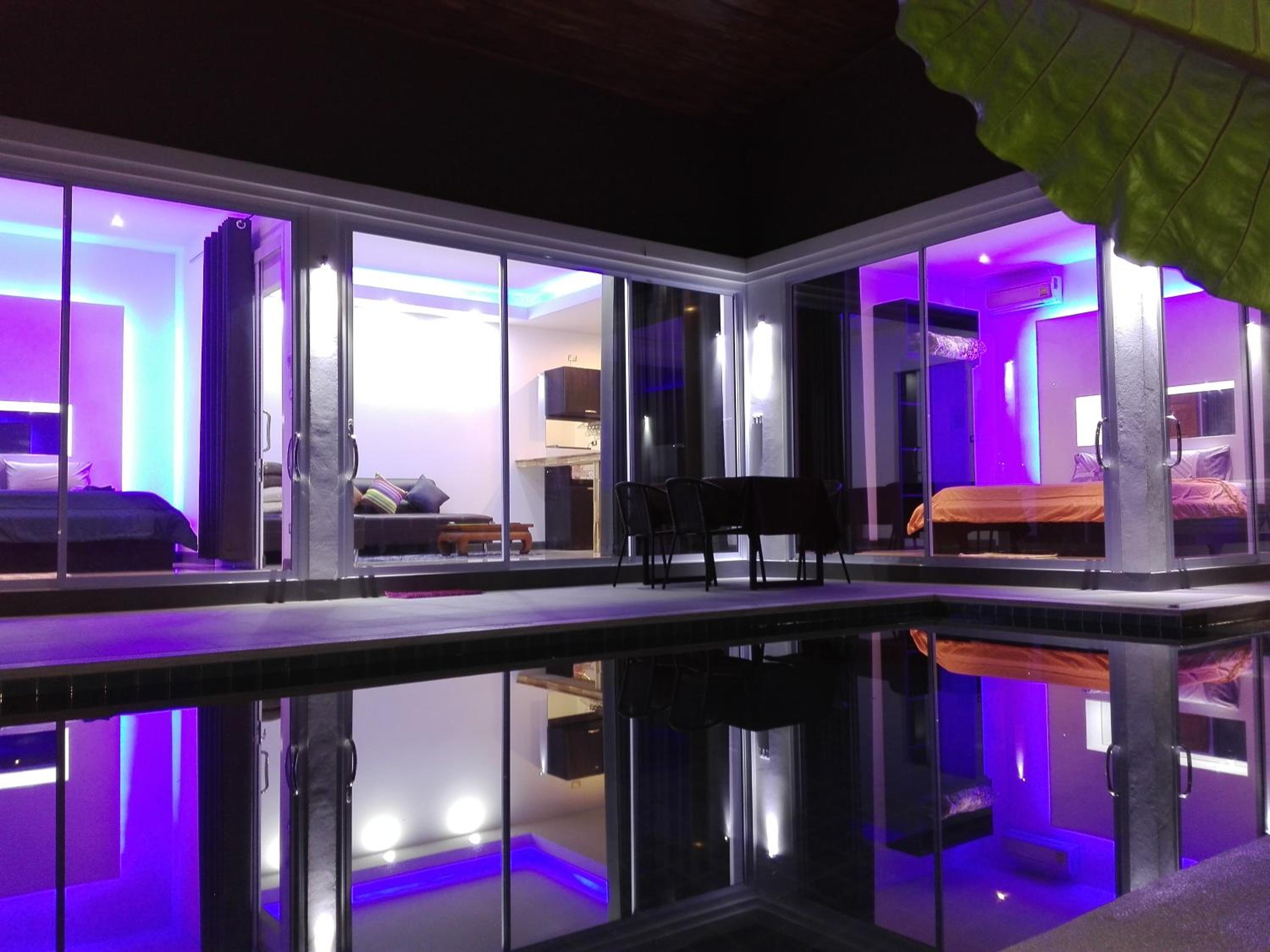 Superior Villa photo 1