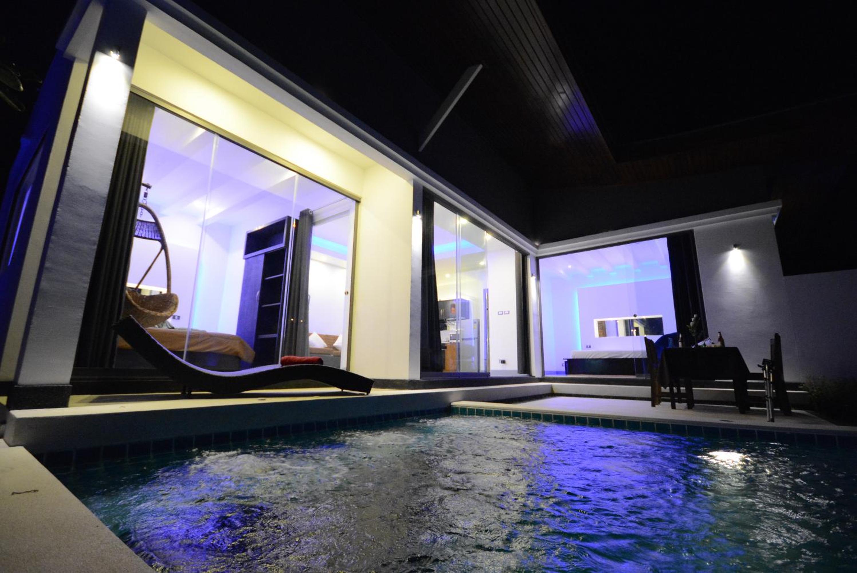 Villa with Private Pool photo 1