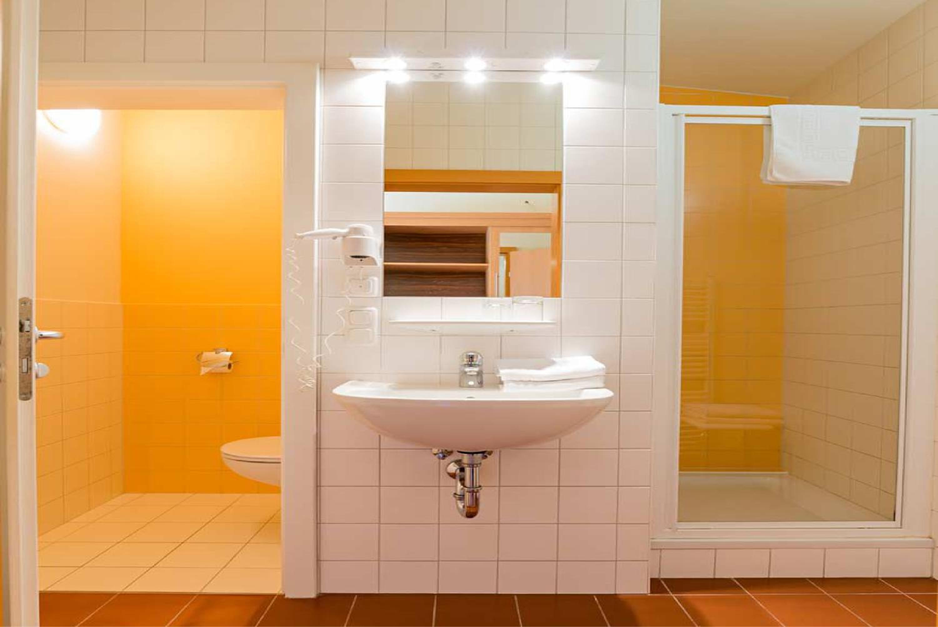 2 Superior Double rooms with Interconnecting door photo 2