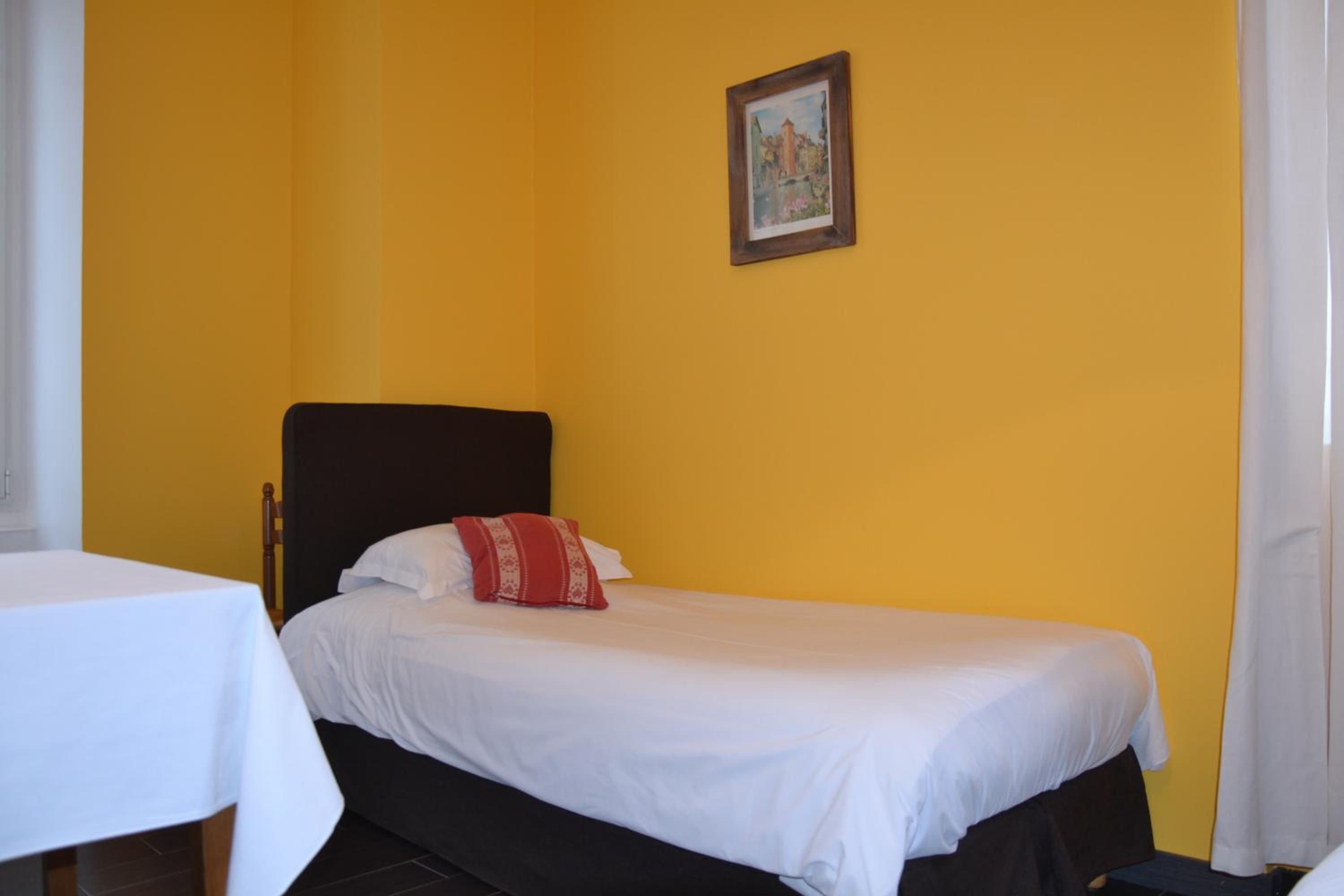 Single Room photo 1