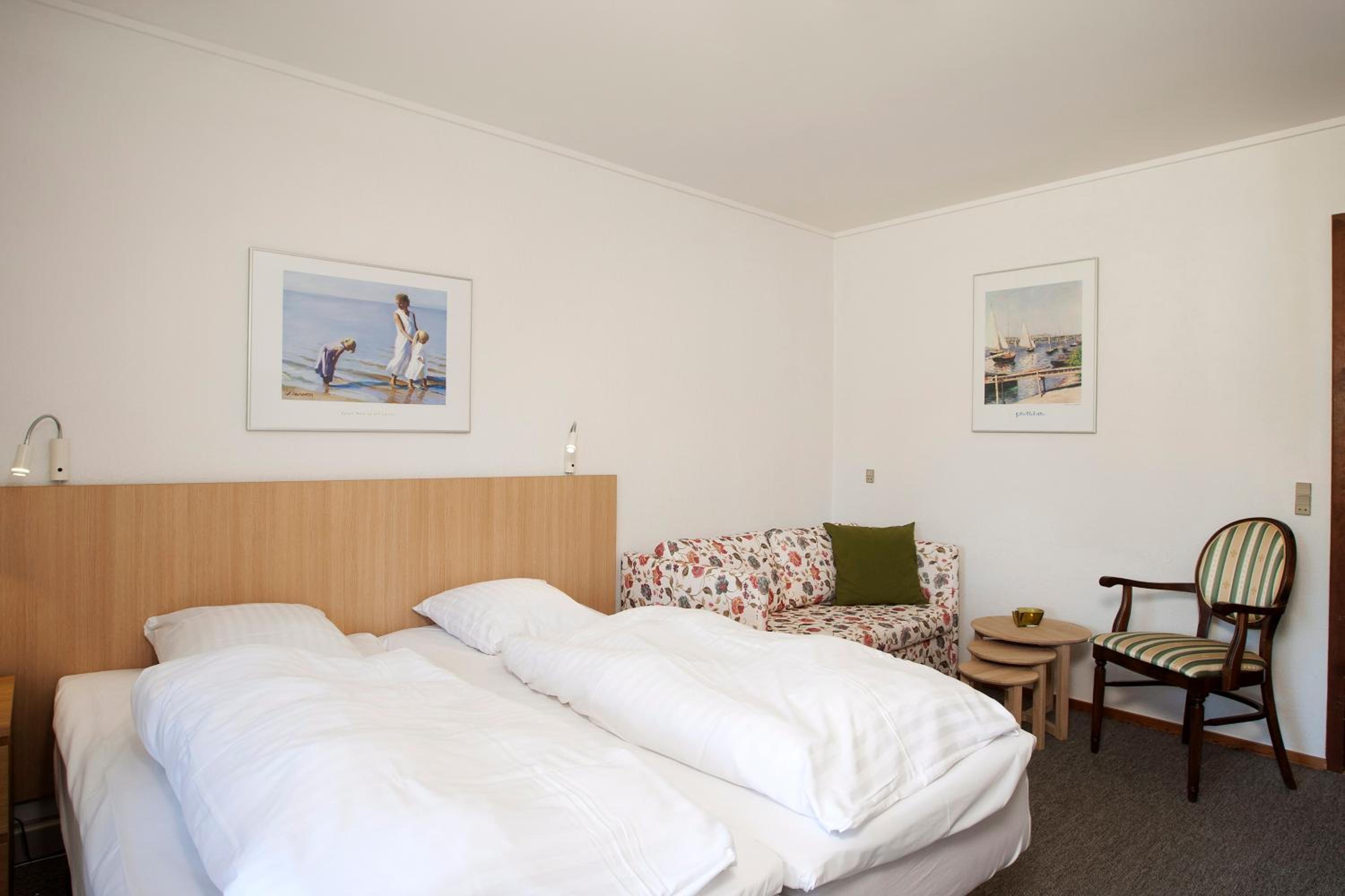 Double or Twin Room photo 2