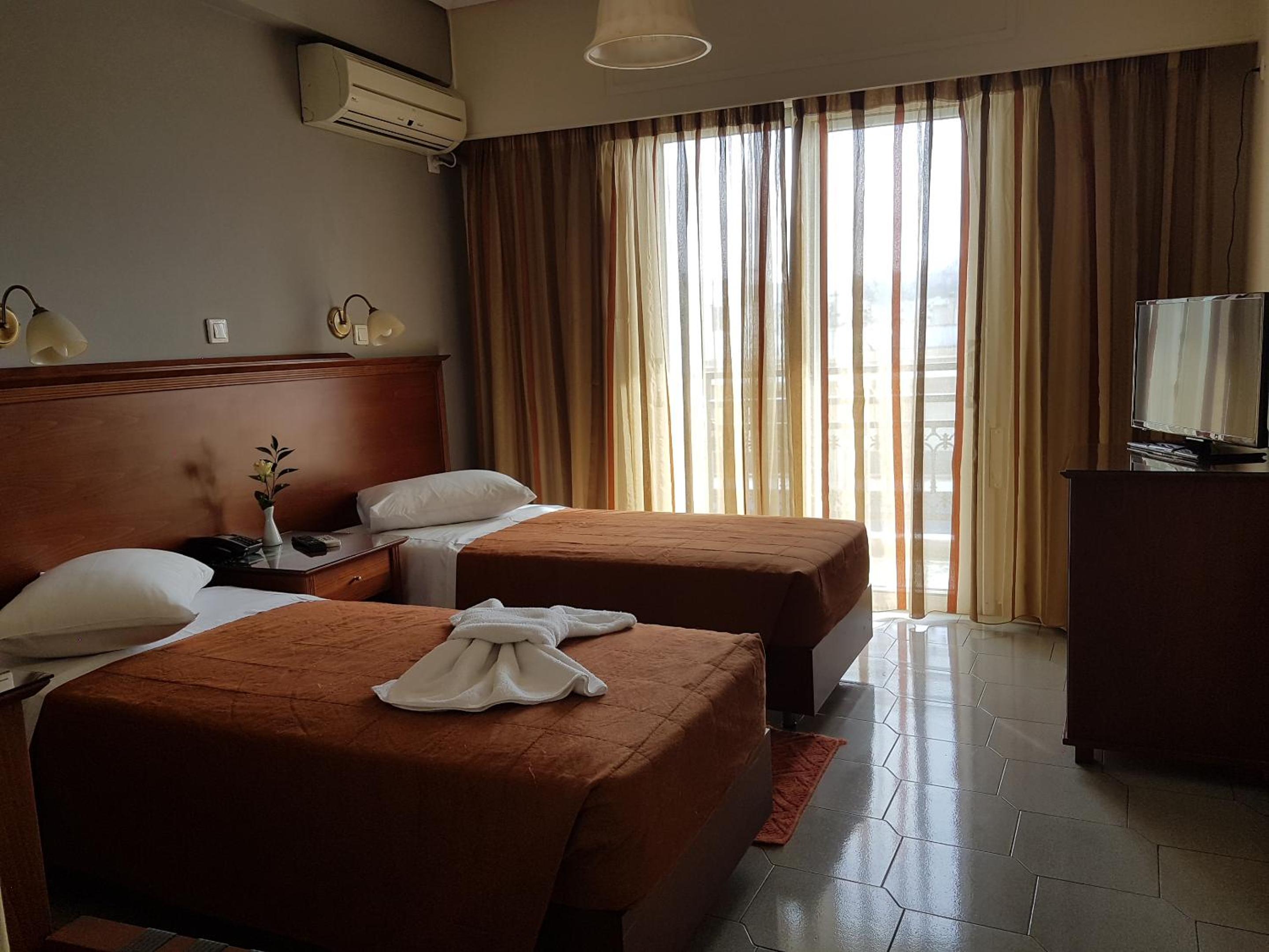 Double or Twin Room - Acropolis View