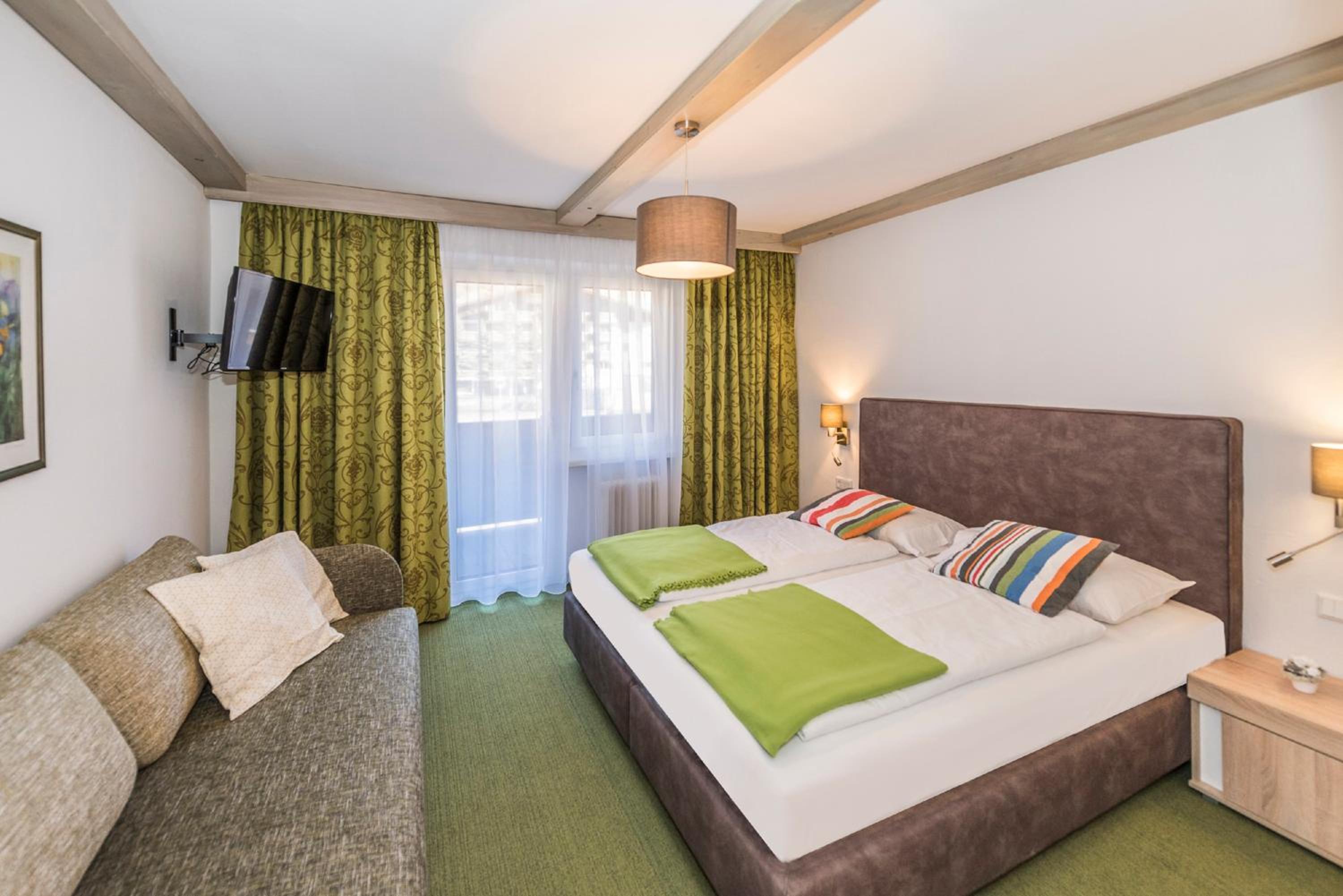 Deluxe Double Room with Balcony