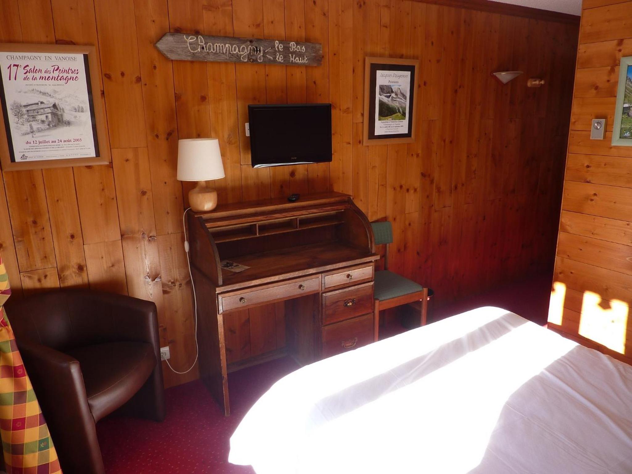 Double Room with Bath photo 1