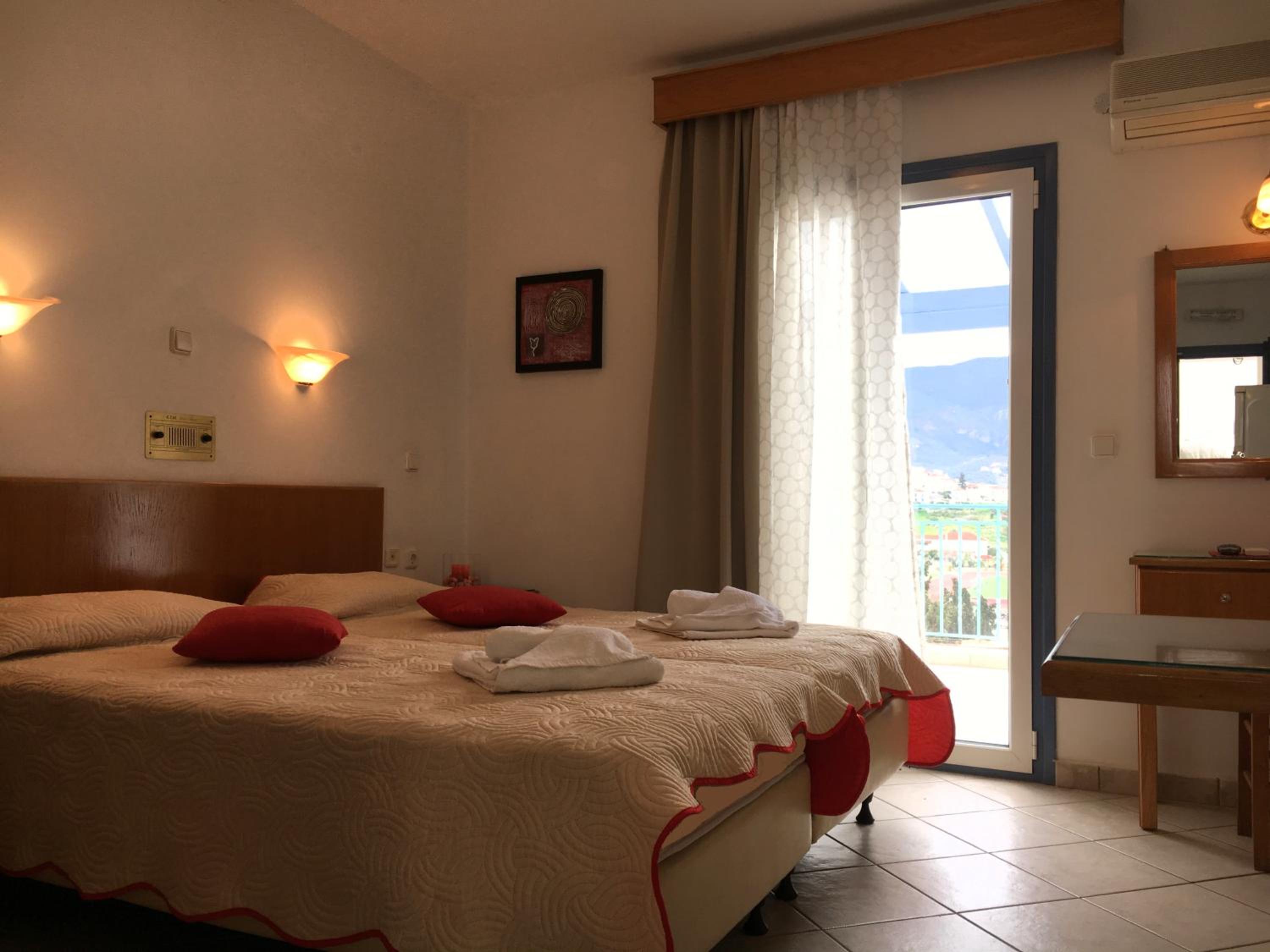 Studio with Sea View photo 2