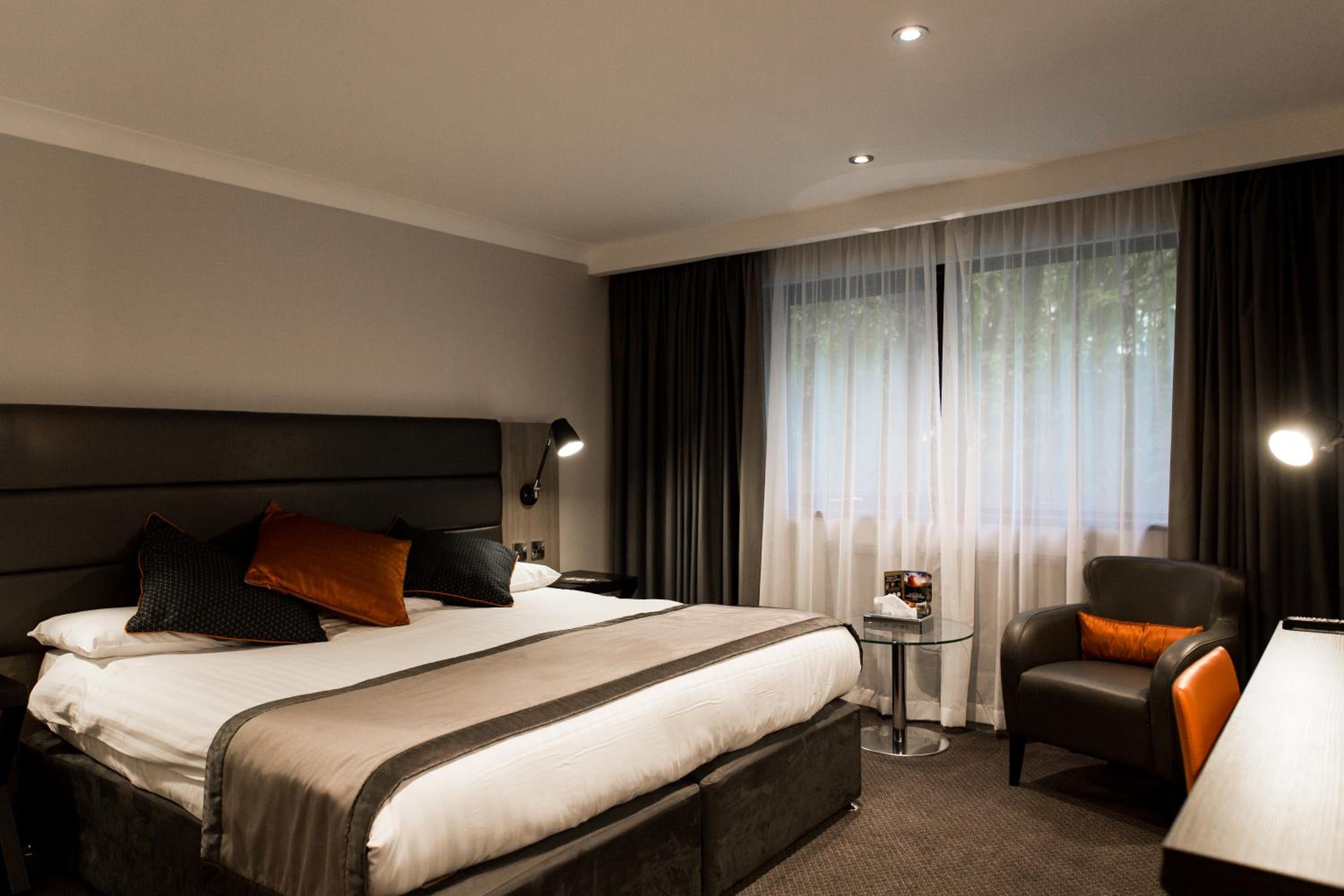 Standard King Room - Photo 2