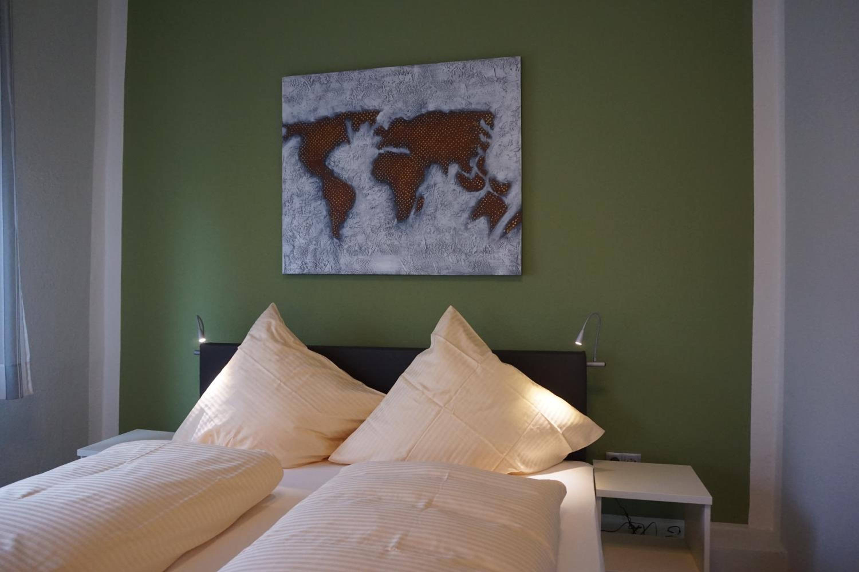 Double Room - Photo 4
