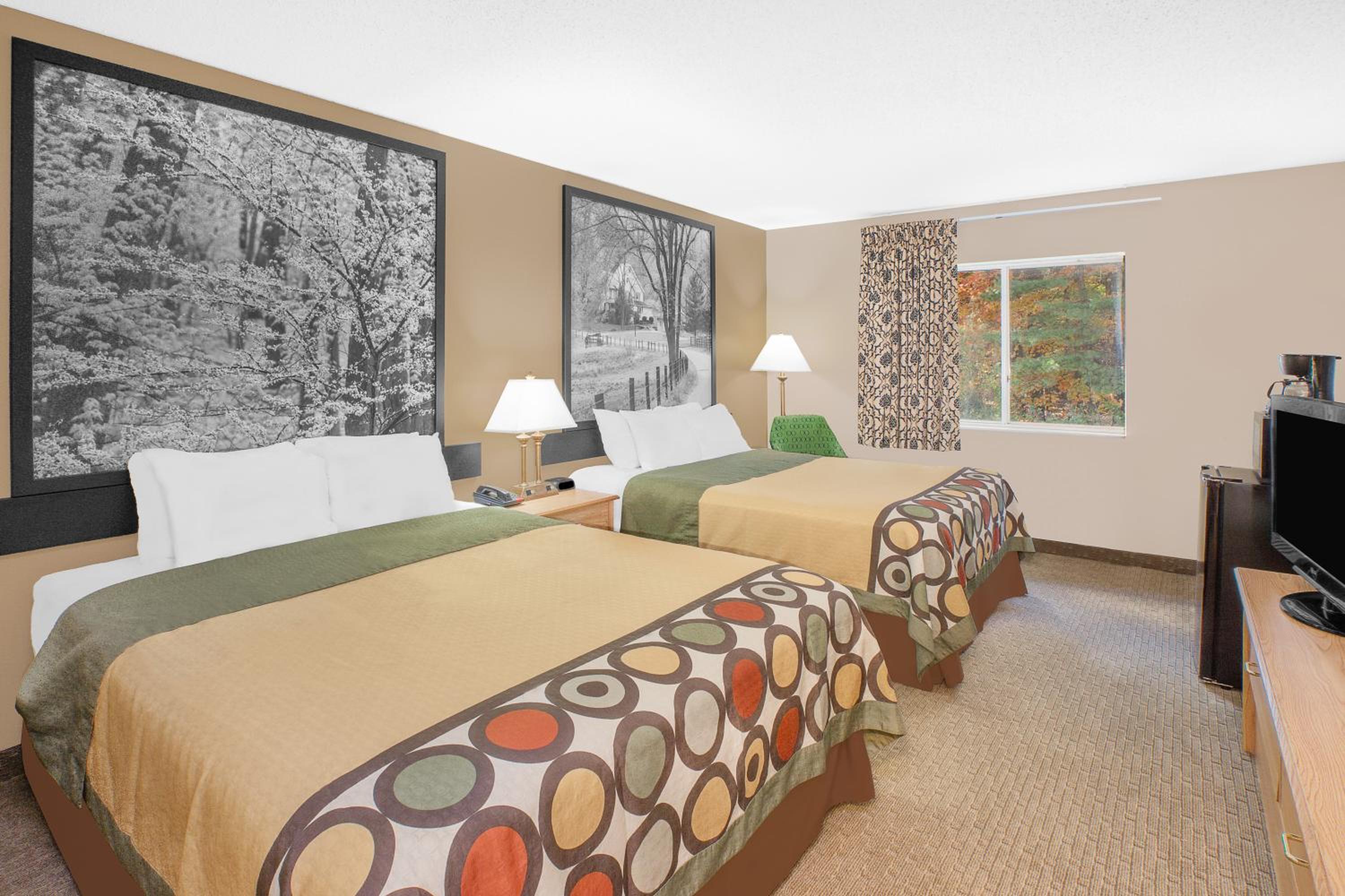 Double Room with Two Double Beds - Non-Smoking - Photo 1