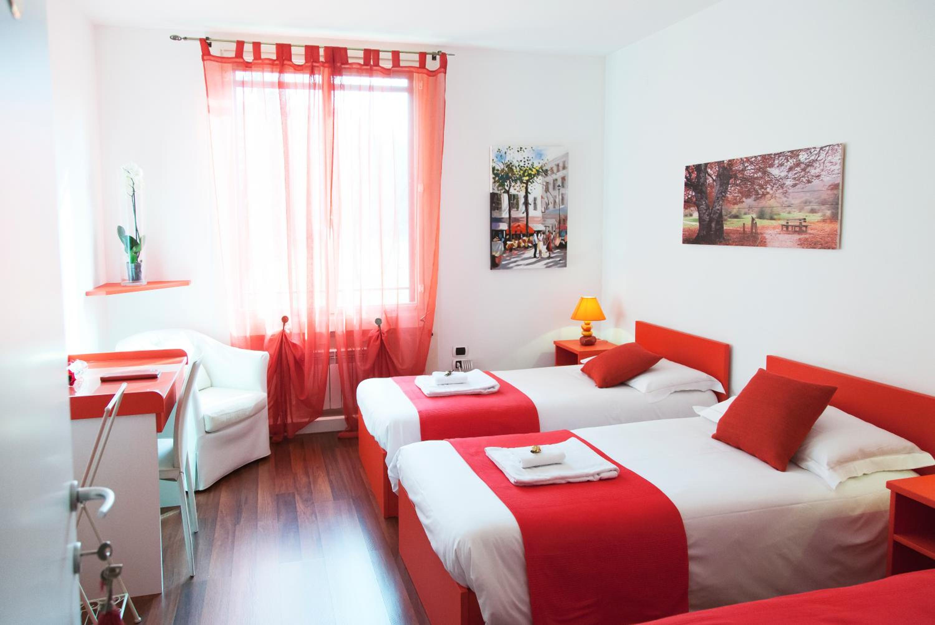  Twin Room with Private External Bathroom photo 1