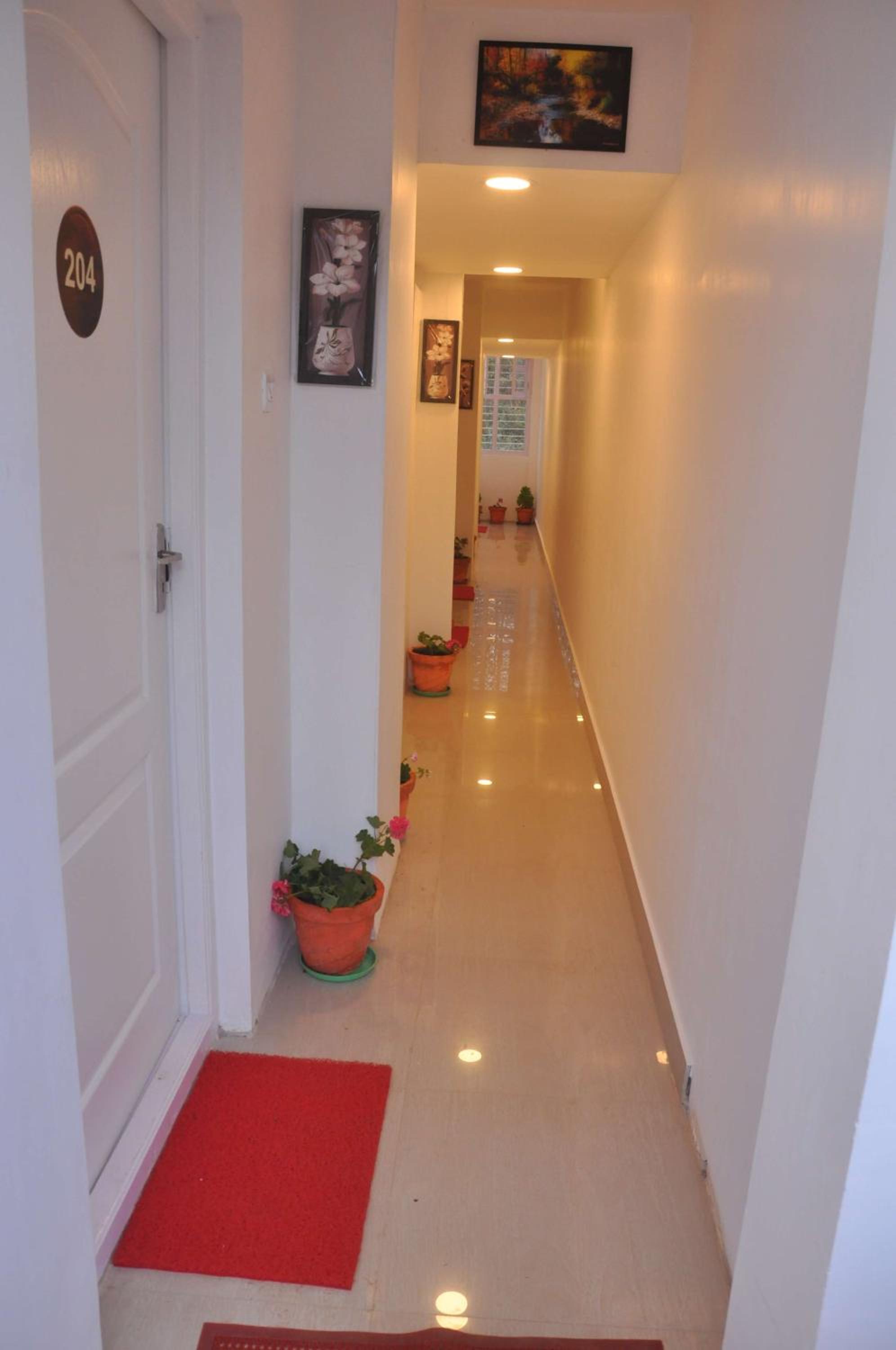 Deluxe Double Room with Balcony - Photo 3