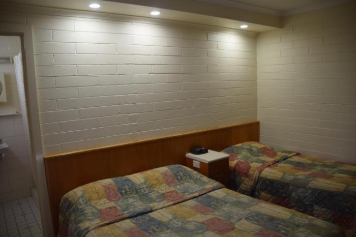 Standard Twin Room photo 2