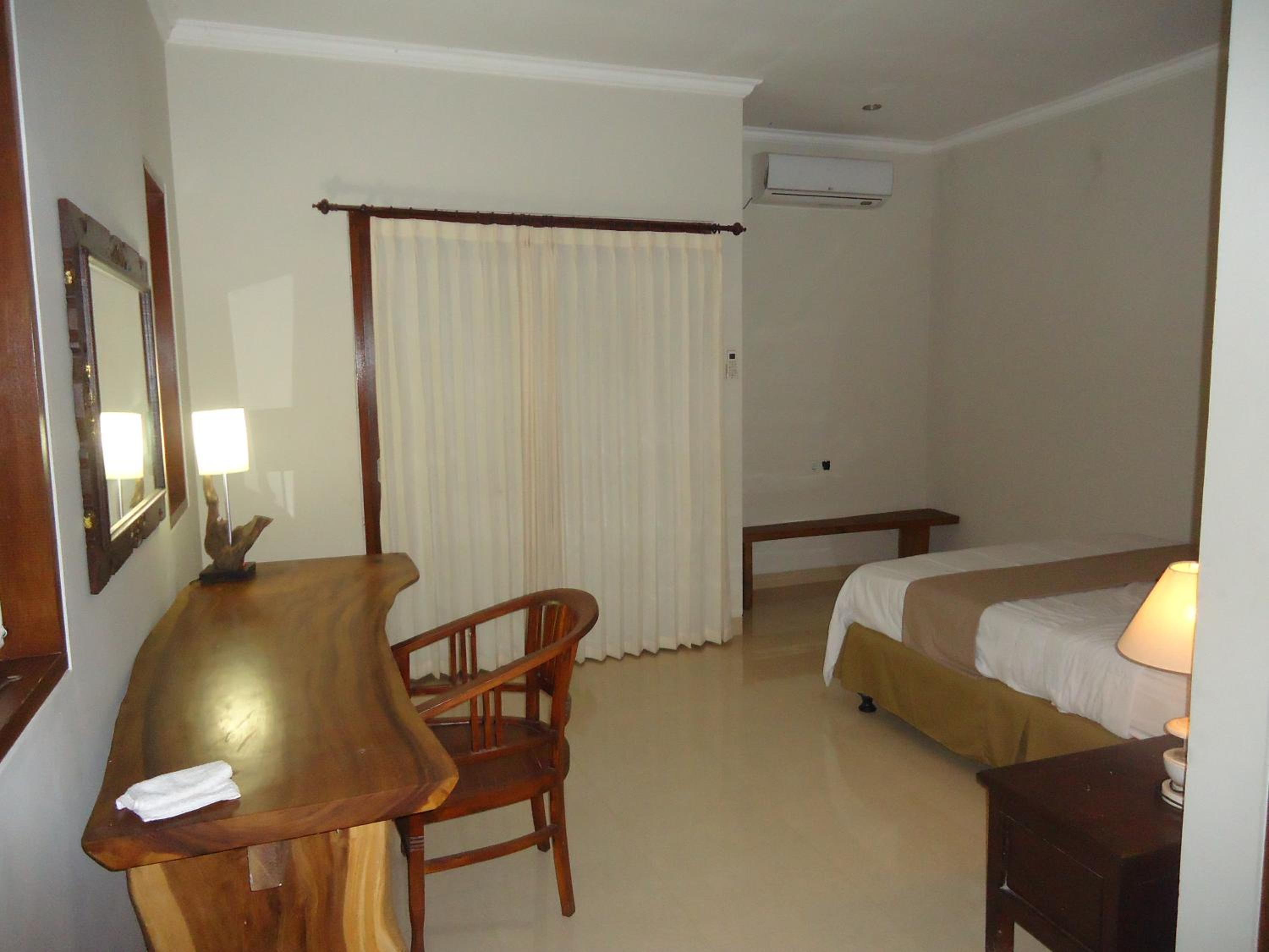 Standard Double Room - Photo 7