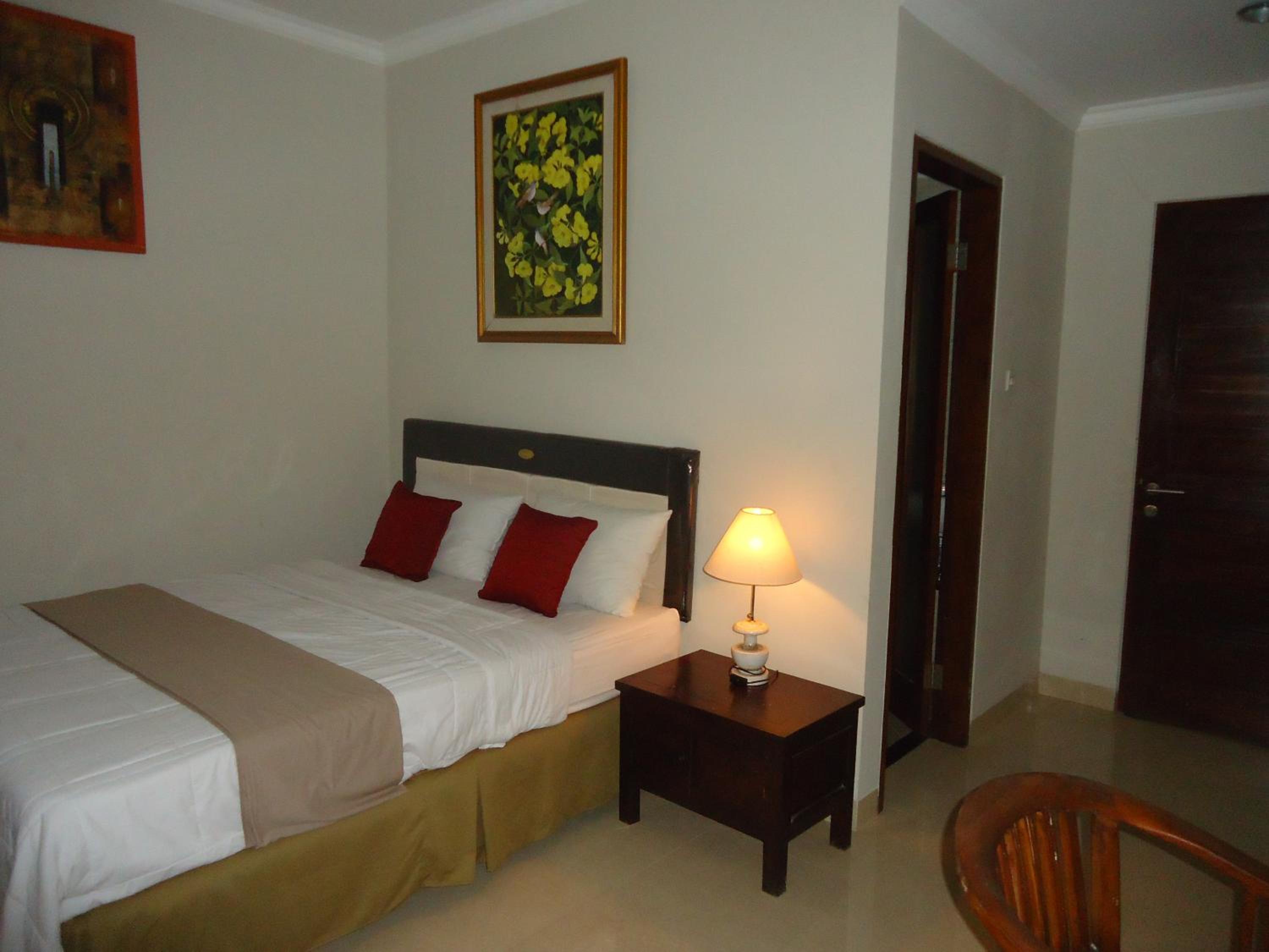 Standard Double Room - Photo 15