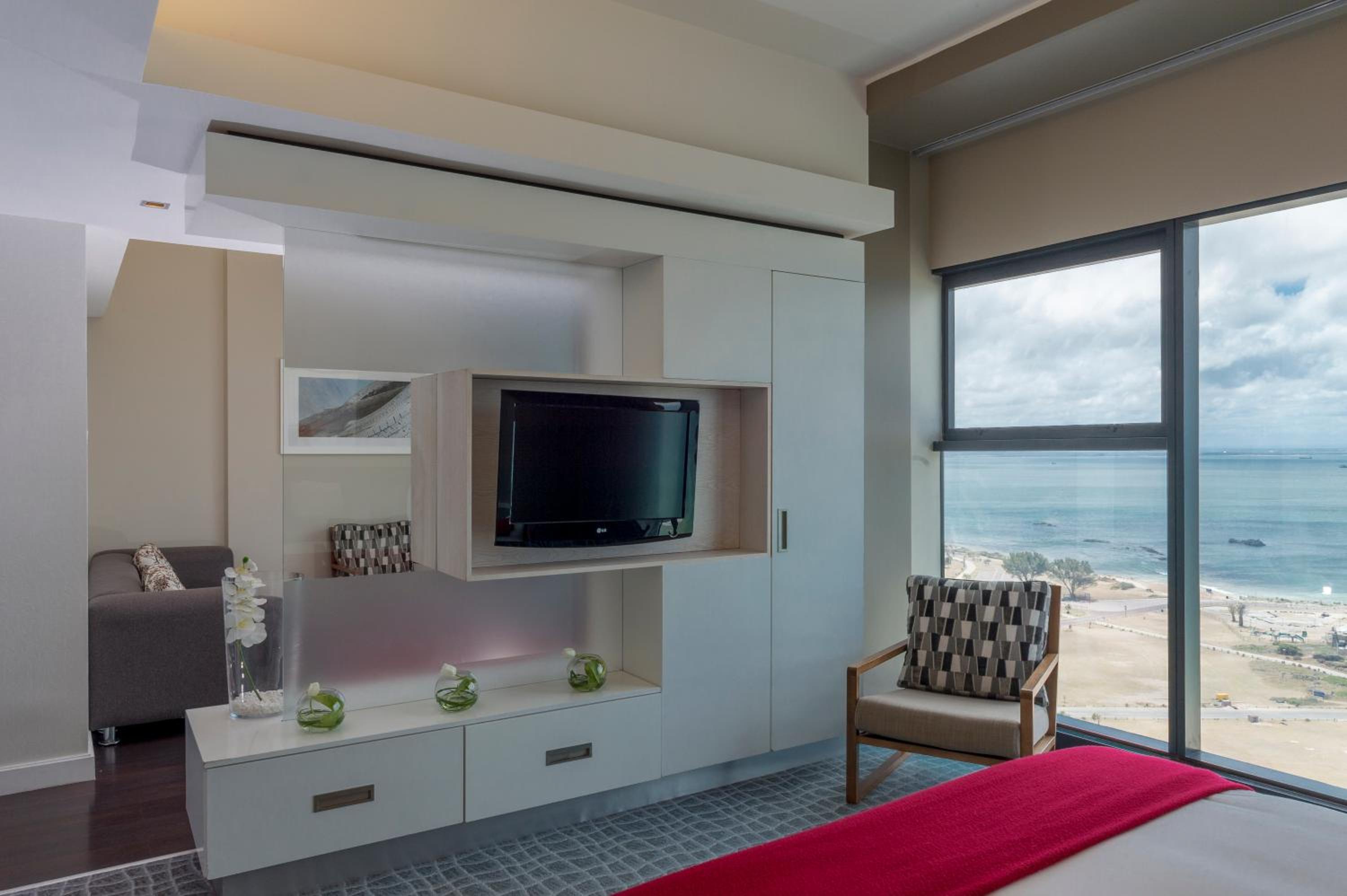 Junior Suite with Ocean View photo 3