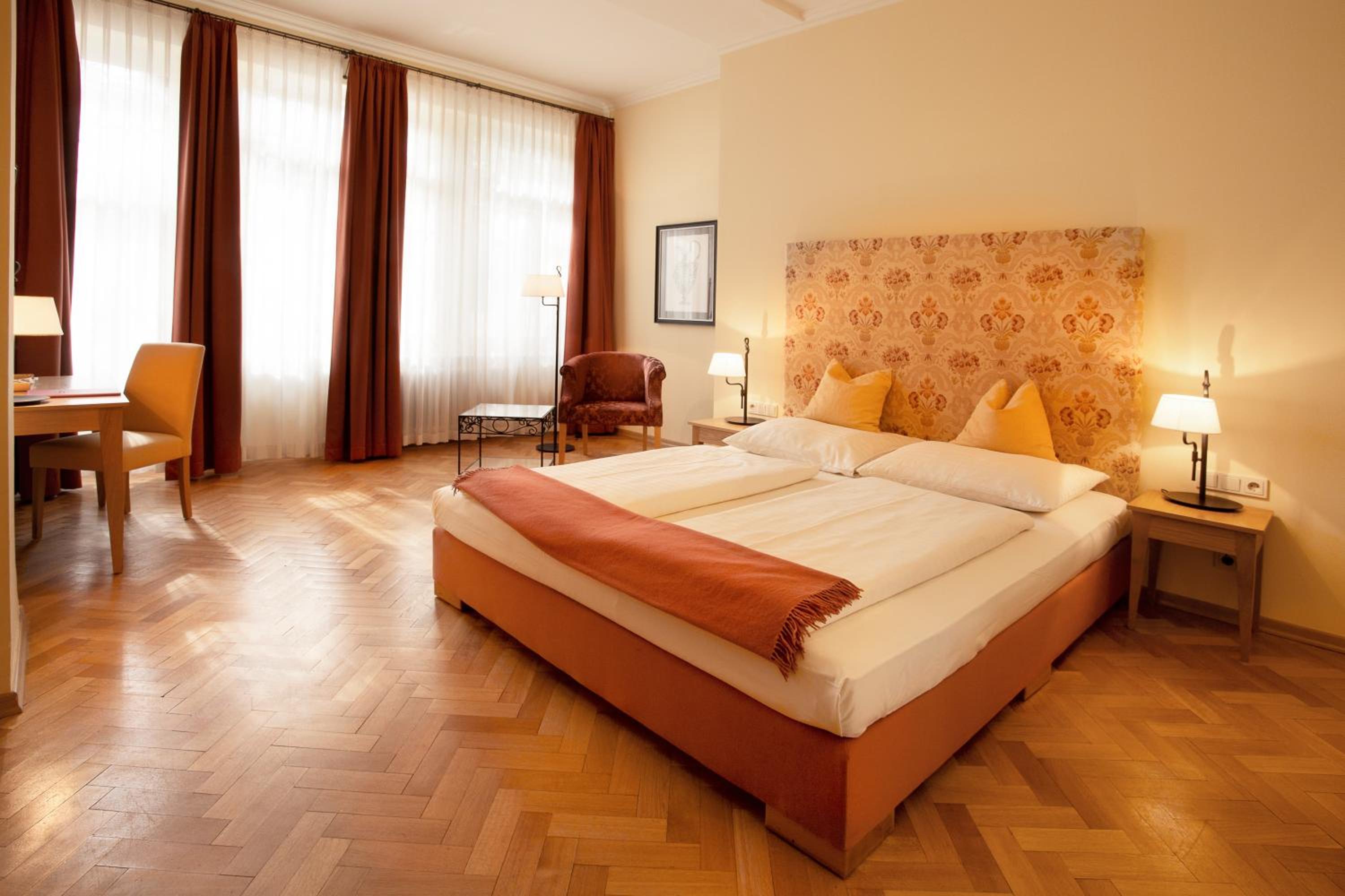 Superior Double or Twin Room - Photo 7