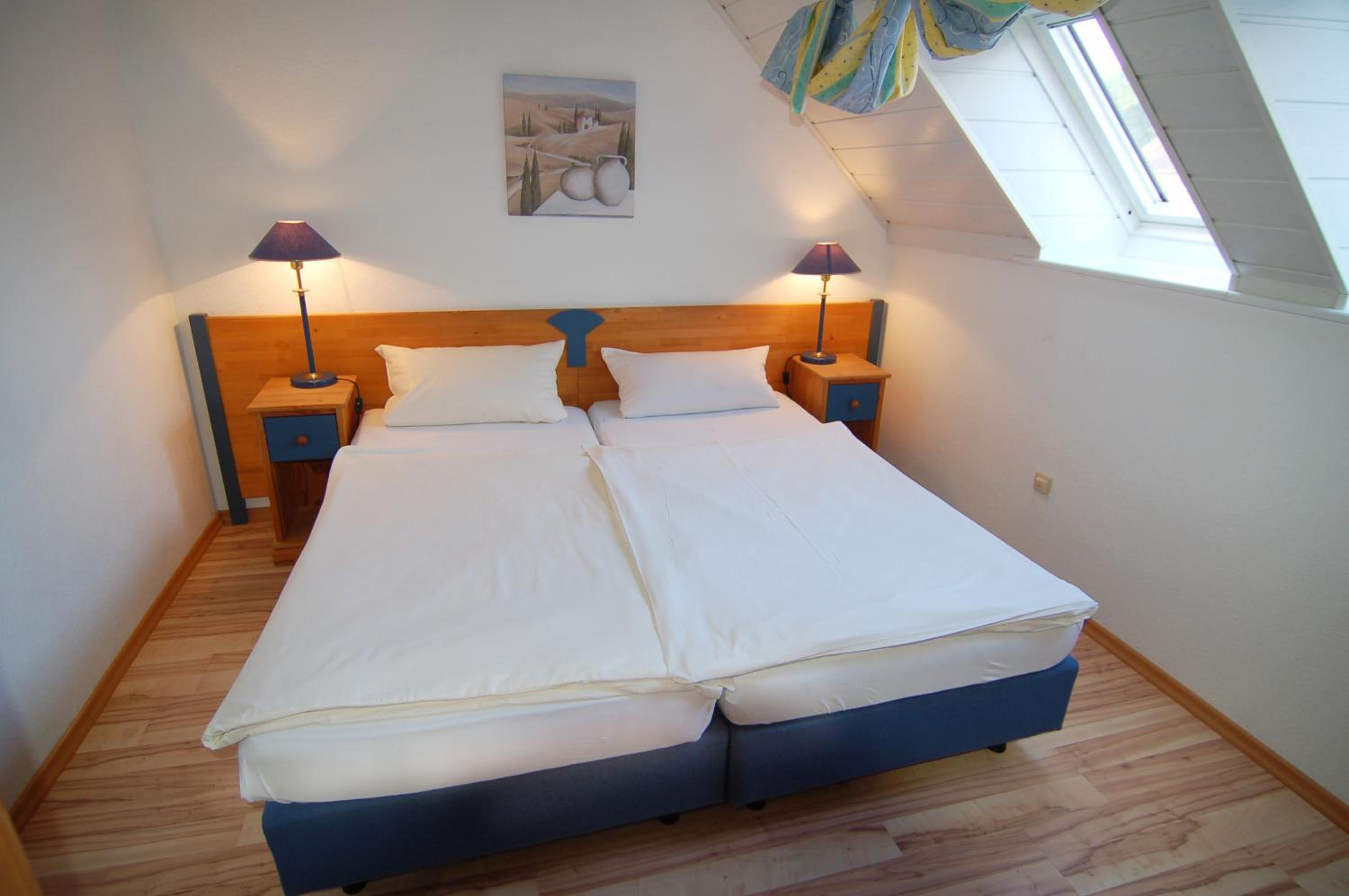 Double Room - Photo 11