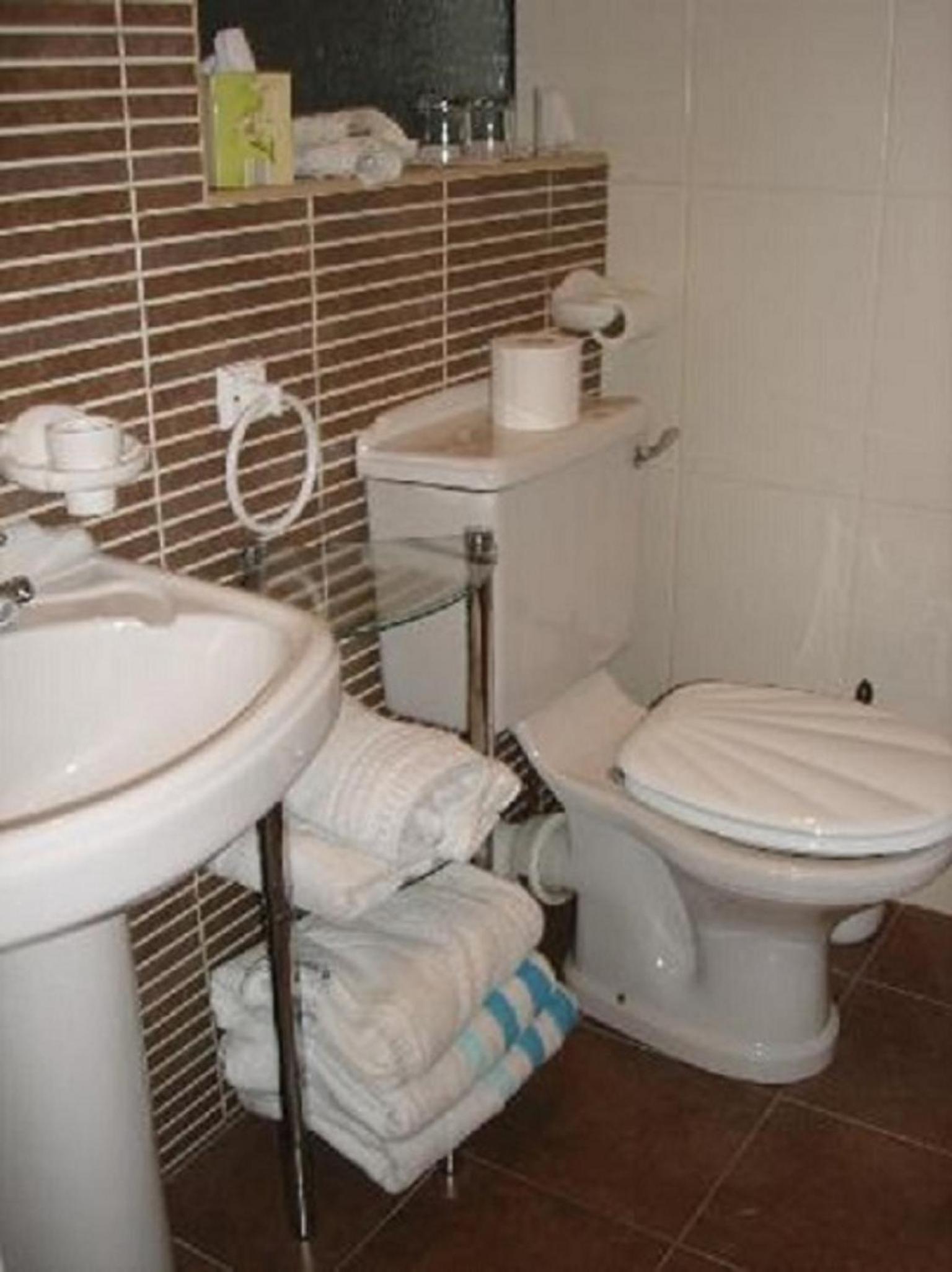 Budget Double Room photo 1