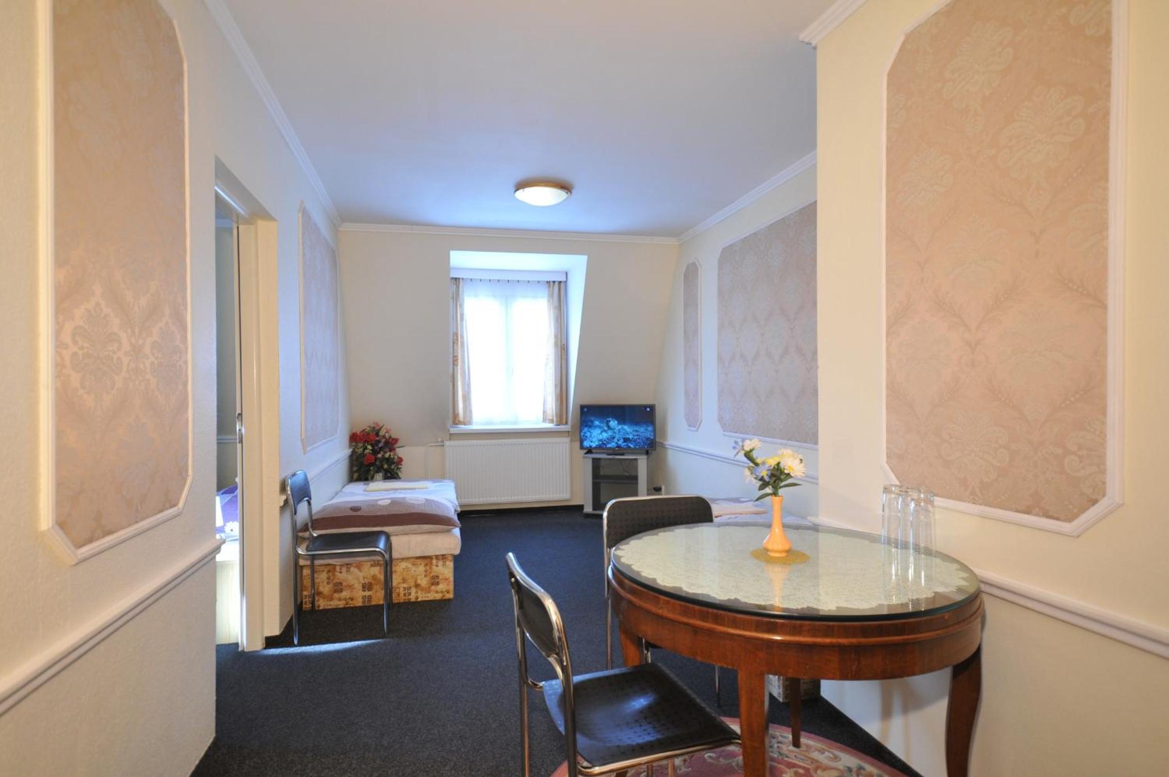 Standard Family Room
