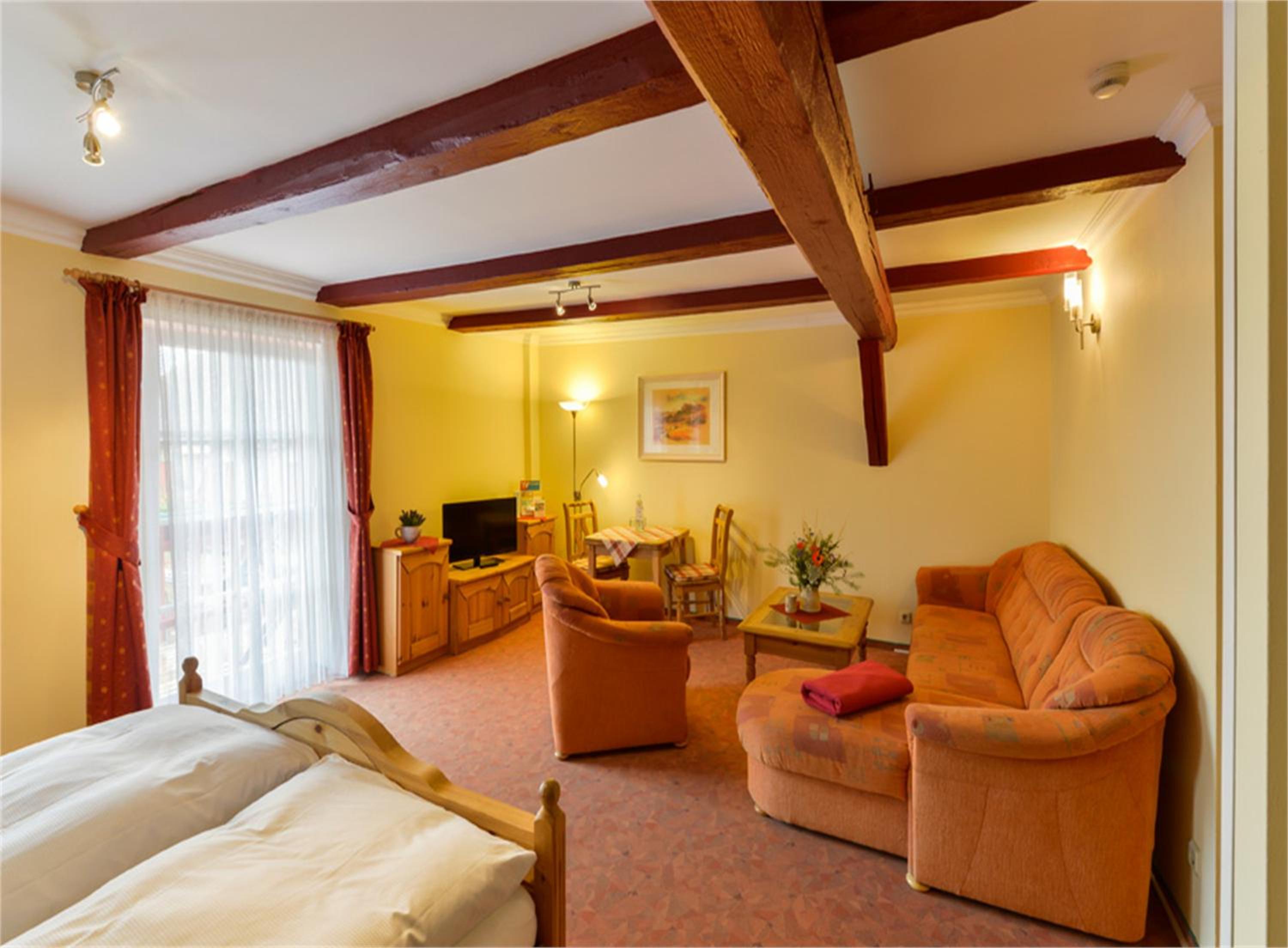 Deluxe Family Room