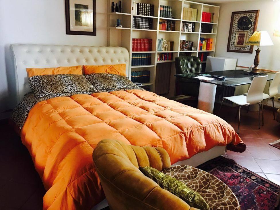One-Bedroom Apartment - Photo 18