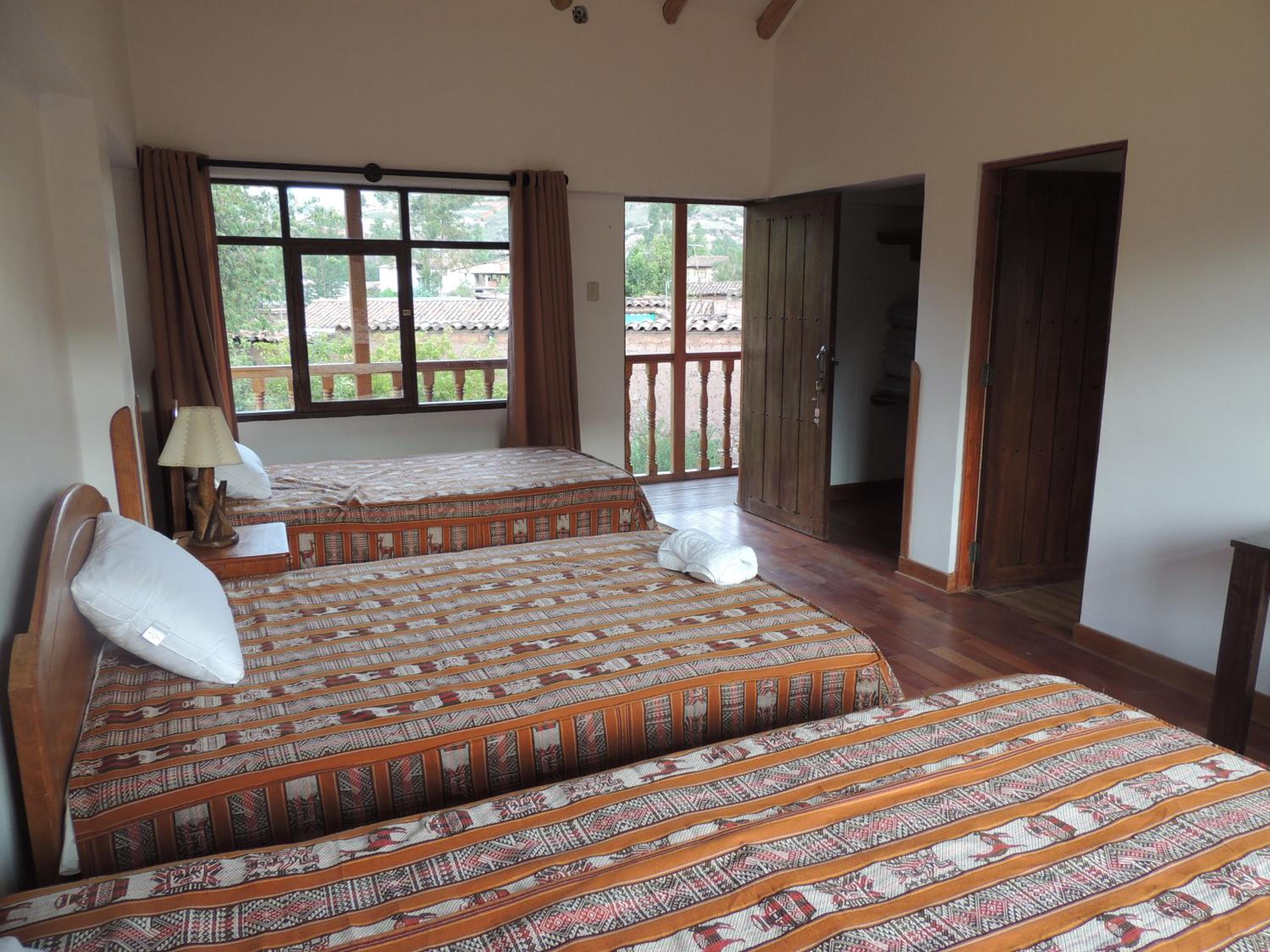 Triple Room with Private Bathroom photo 2