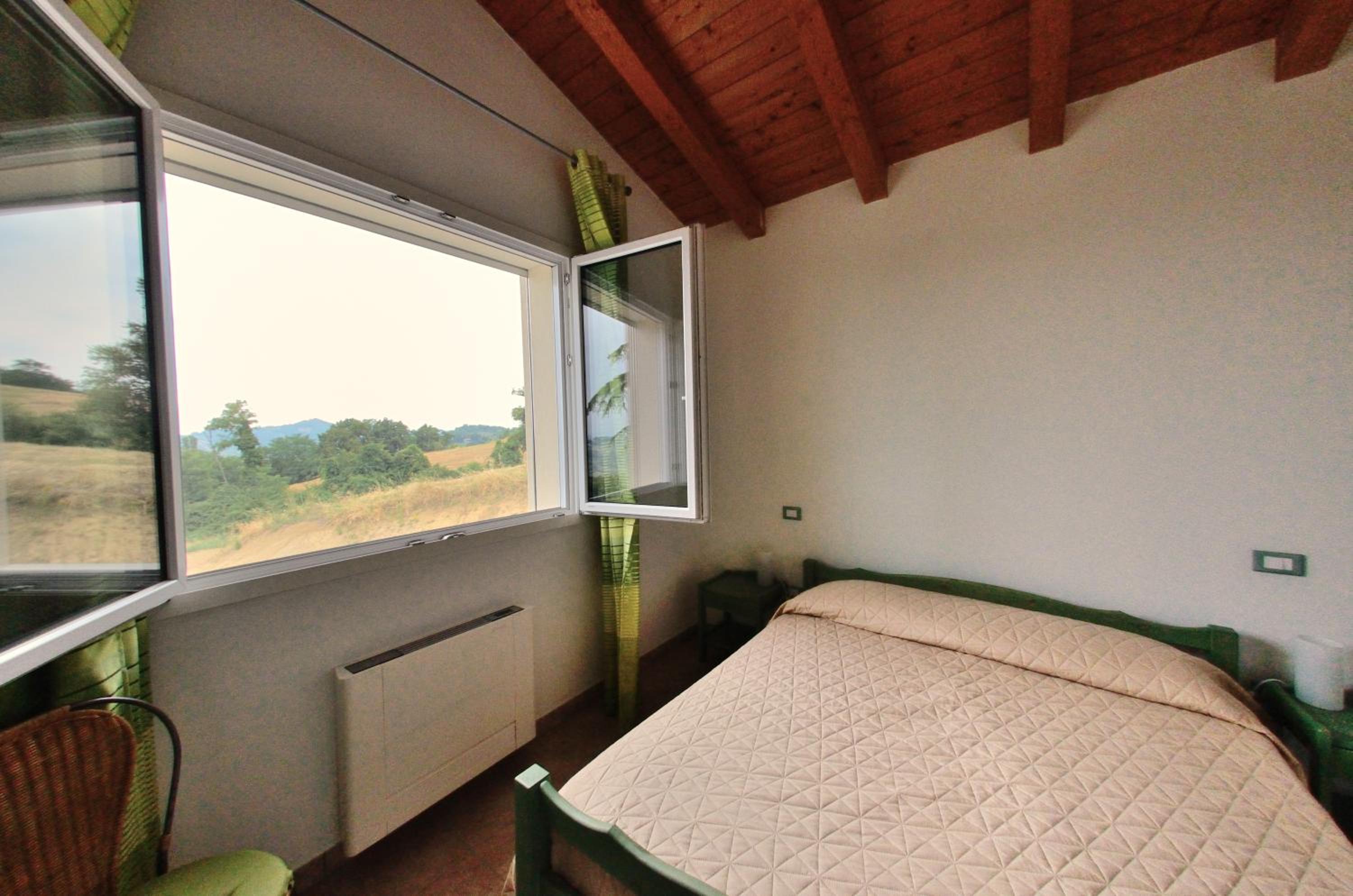Double Room - Photo 2