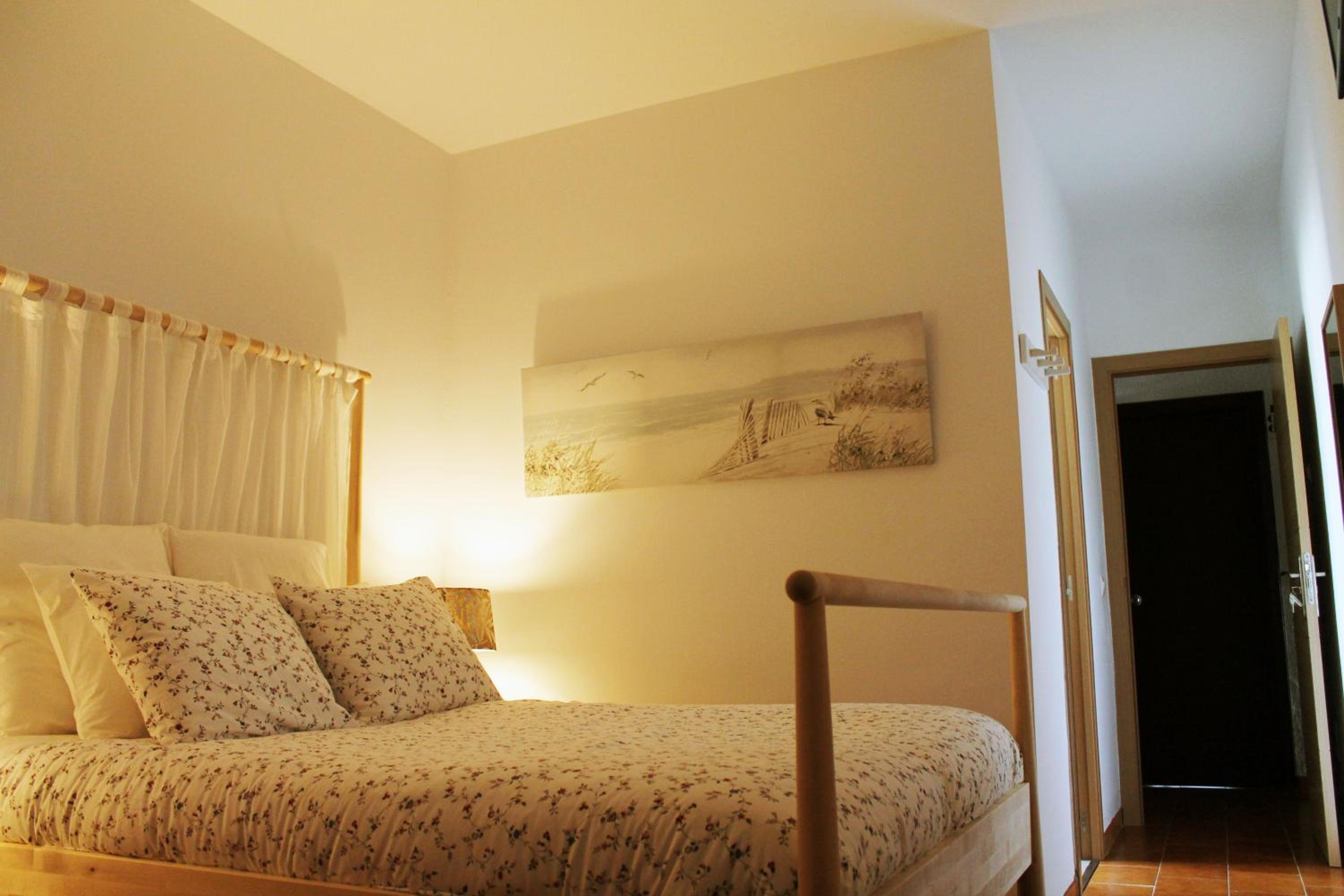 Family Room - Photo 3