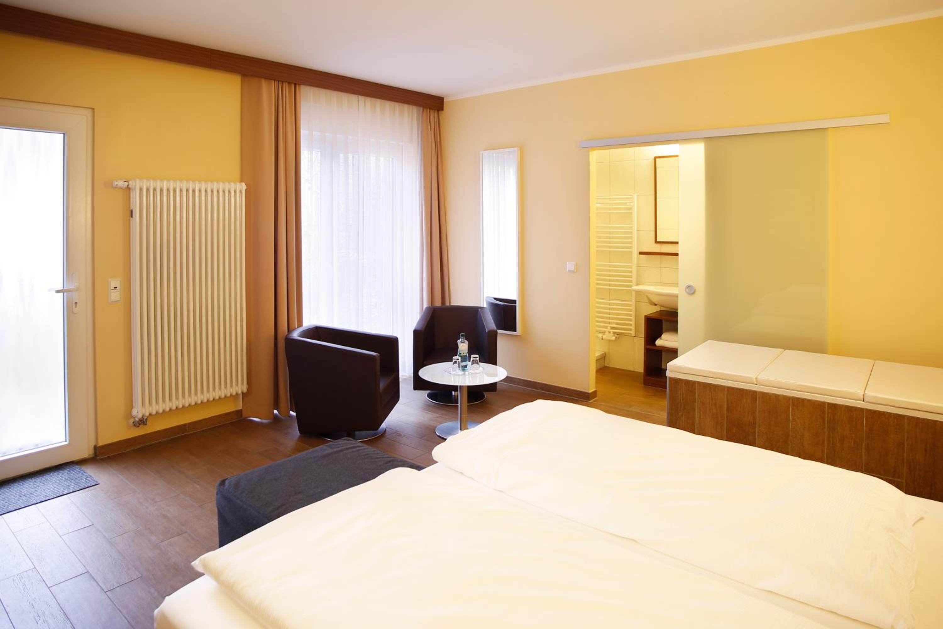Deluxe Double Room With Bath