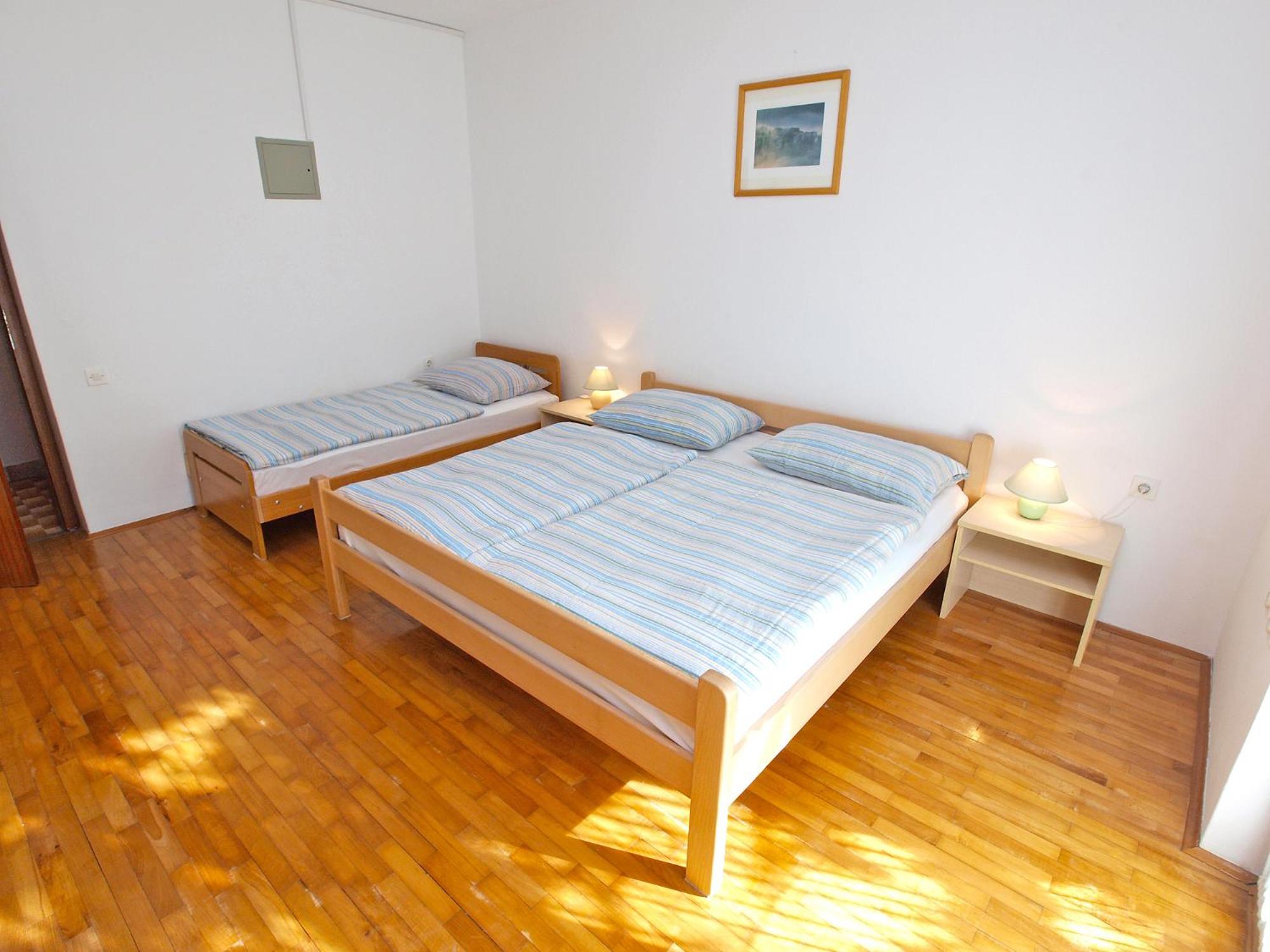 Apartment photo 3