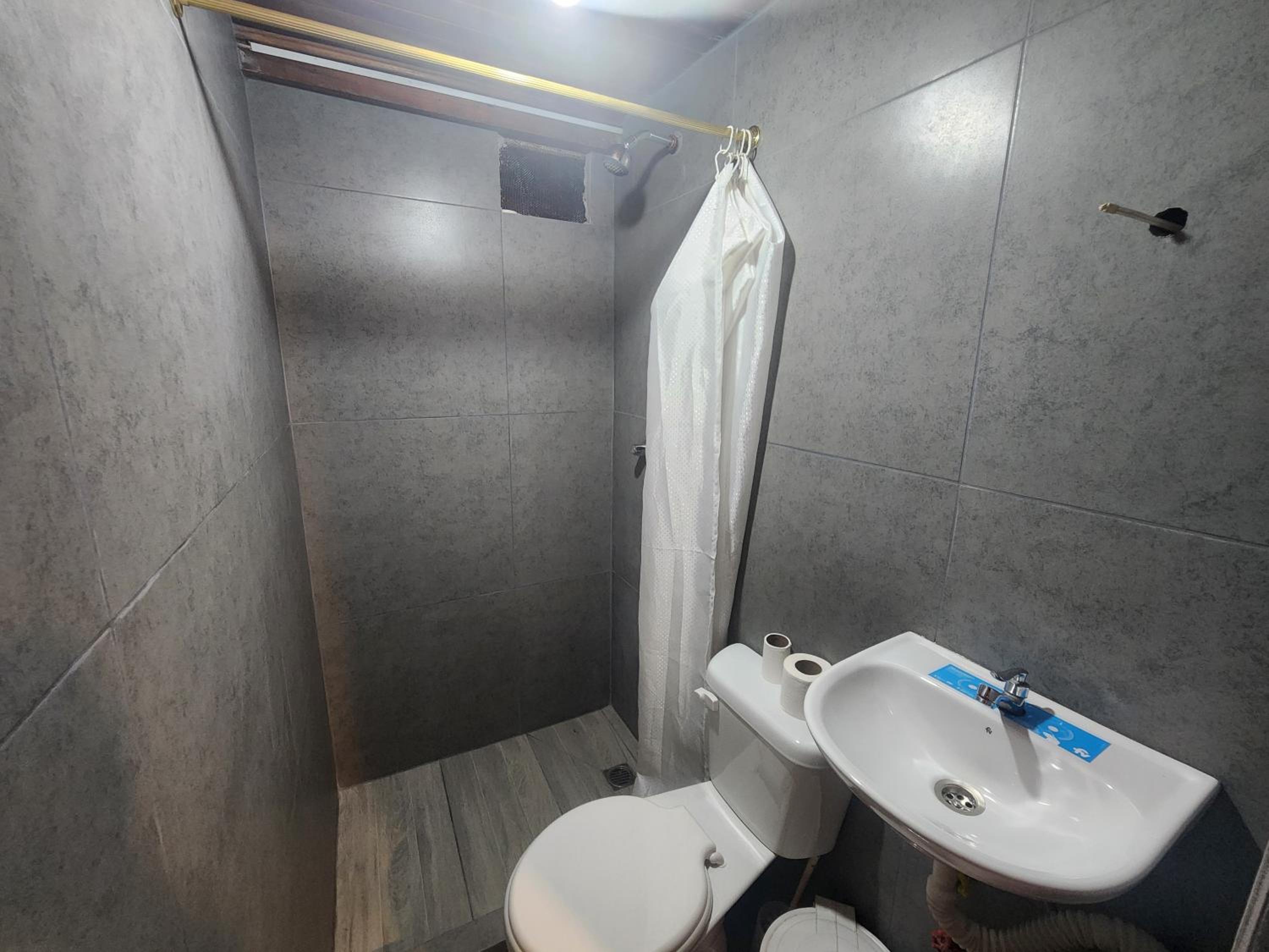 Double Room with Private Bathroom photo 3