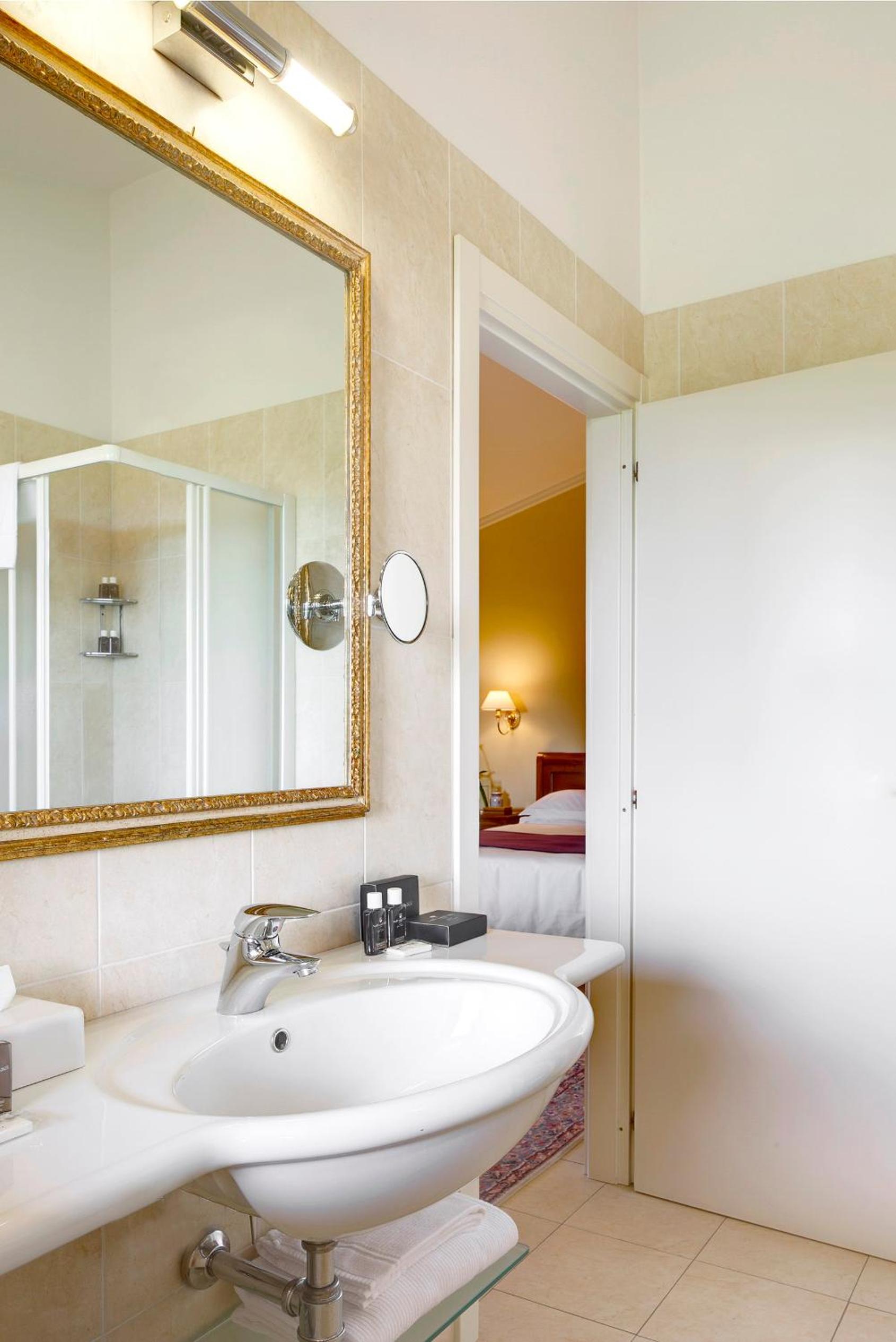 Junior Suite - Photo 2