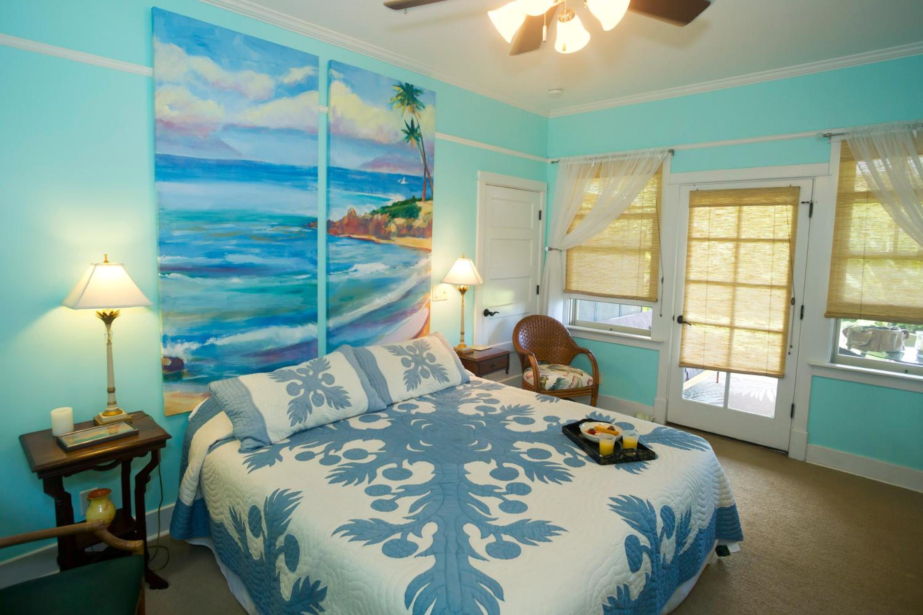 The Orchid Room - One King Bed photo 1